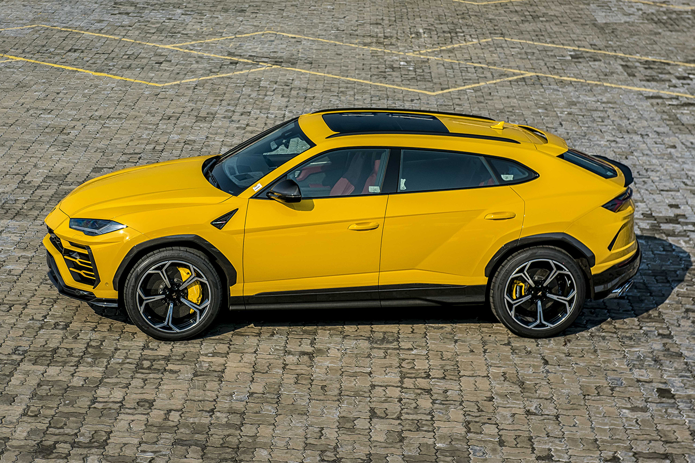 lamborghini-urus-1.JPG