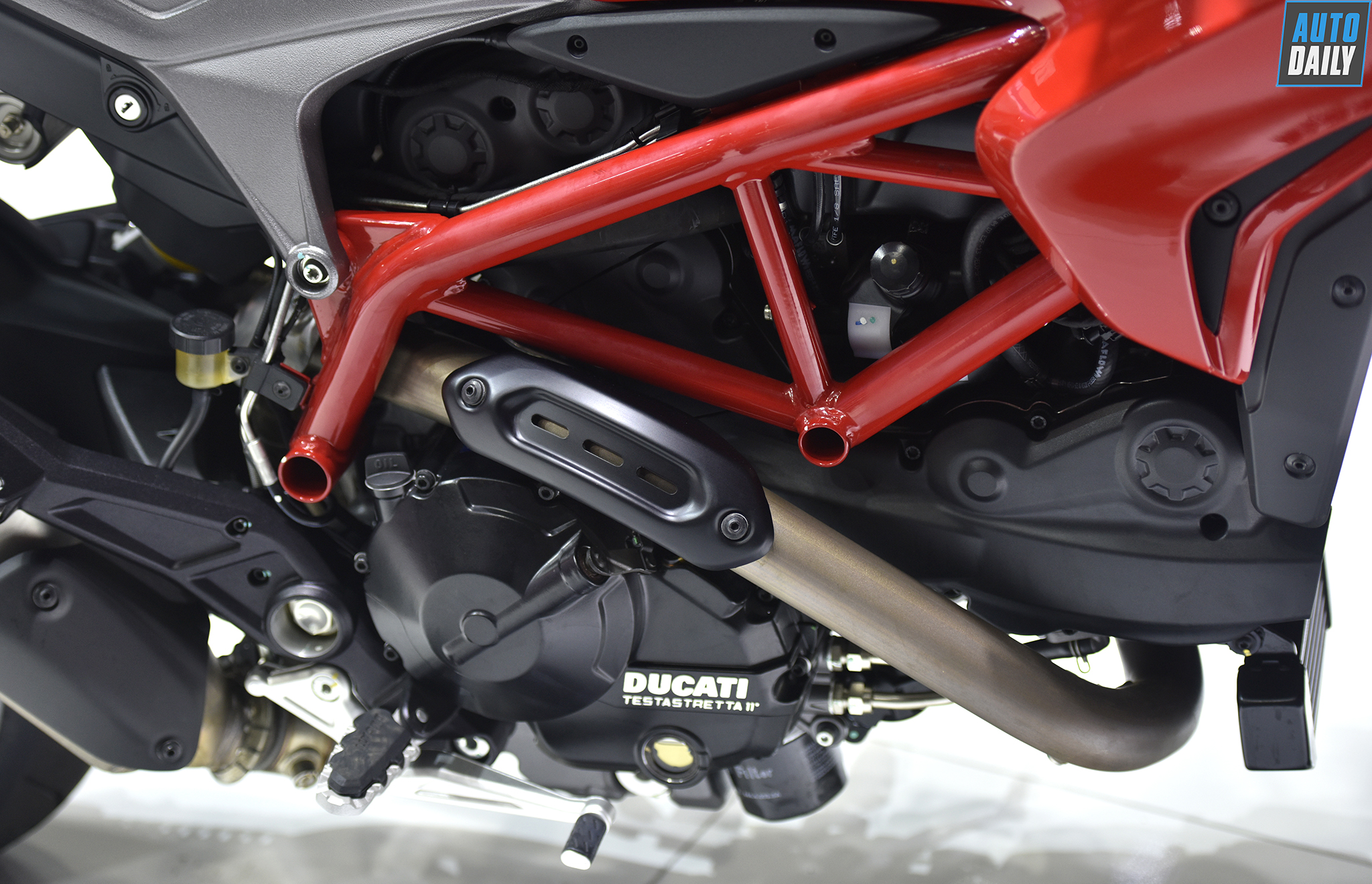 Đánh giá xe Ducati Hypermotard 939 2018 thế hệ mới kèm giá bán   MuasamXecom
