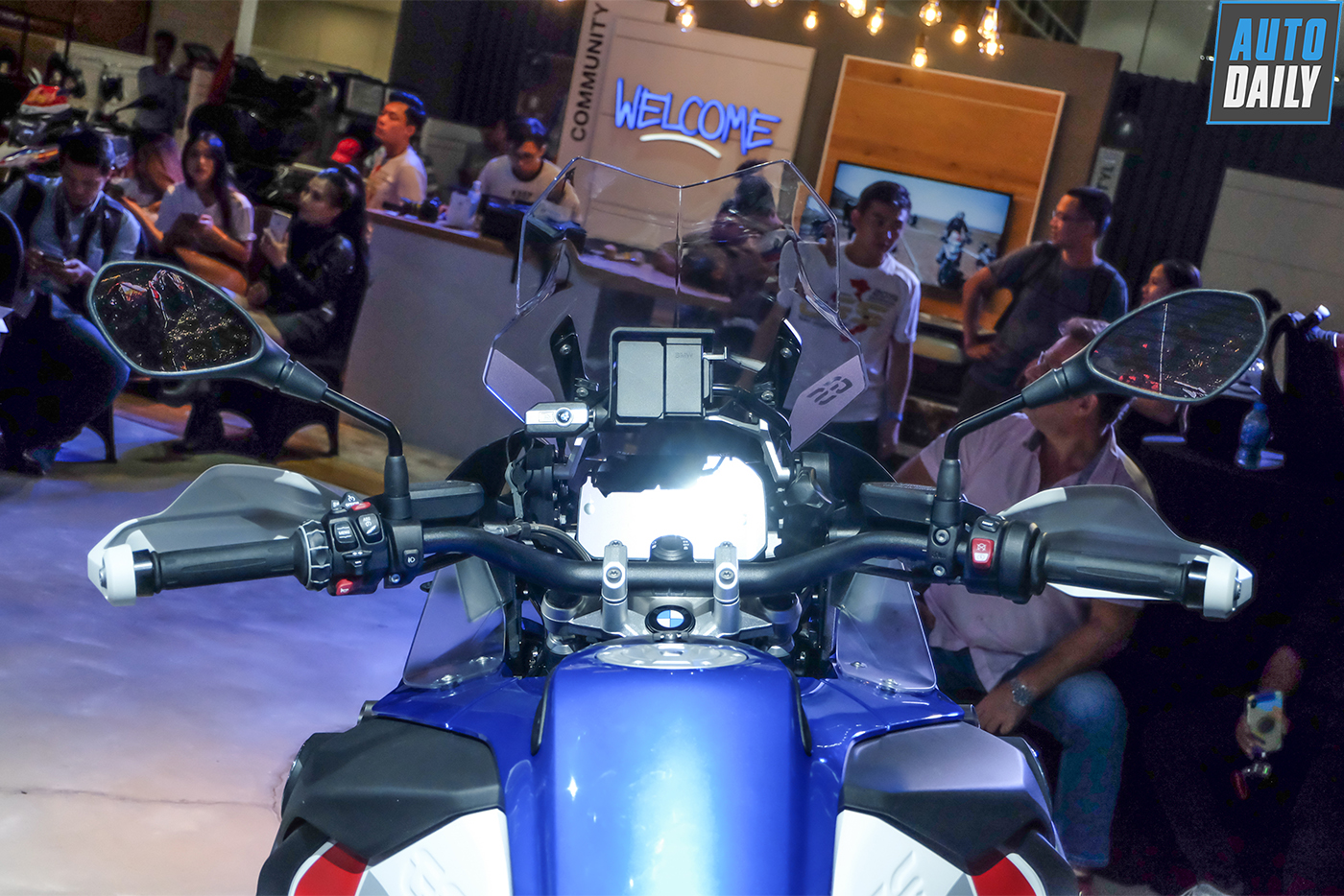 So sánh BMW R1250 GSA 2019 với phiên bản tiền nhiệm bmw-motorrad-r-1250-gsa-2019-62.jpg