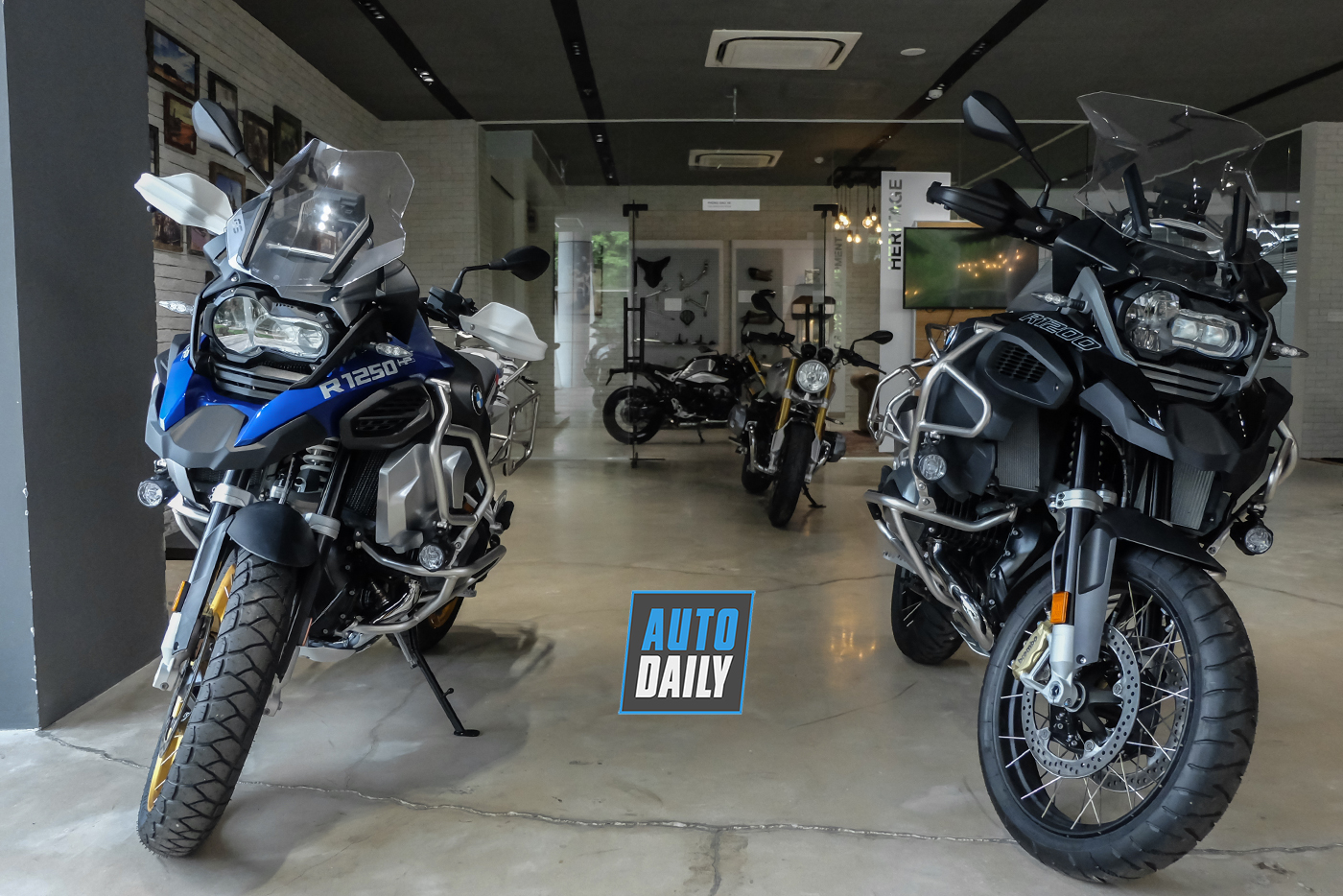So sánh BMW R1250 GSA 2019 với phiên bản tiền nhiệm bmw-r1250-gsa-2019-r1200-gsa-2018-2.jpg