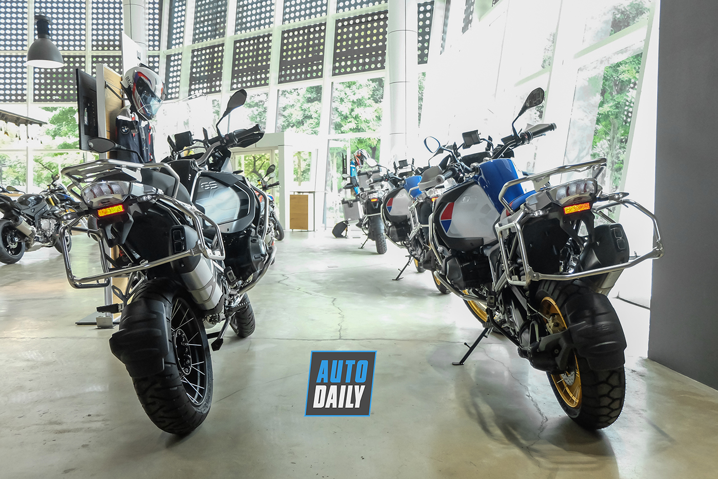 Bmw R1250 Gsa 2019 Thay Đổi Như Thế Nào So Với R1200 Gsa 2018?