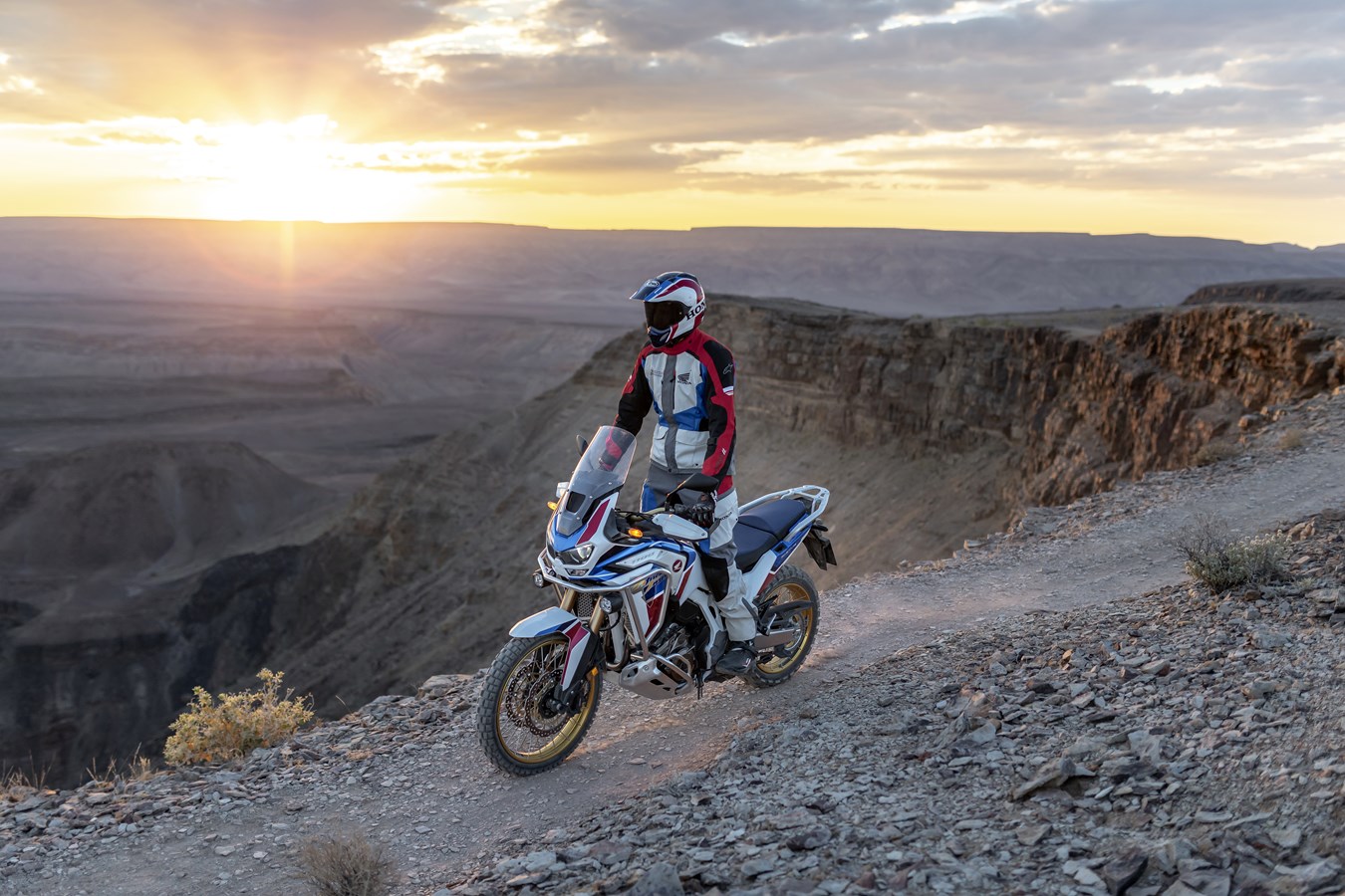 Chi tiết xế phượt Honda CRF1100L Africa Twin 2020 189488-20ym-africa-twin-adventure-sports.jpg