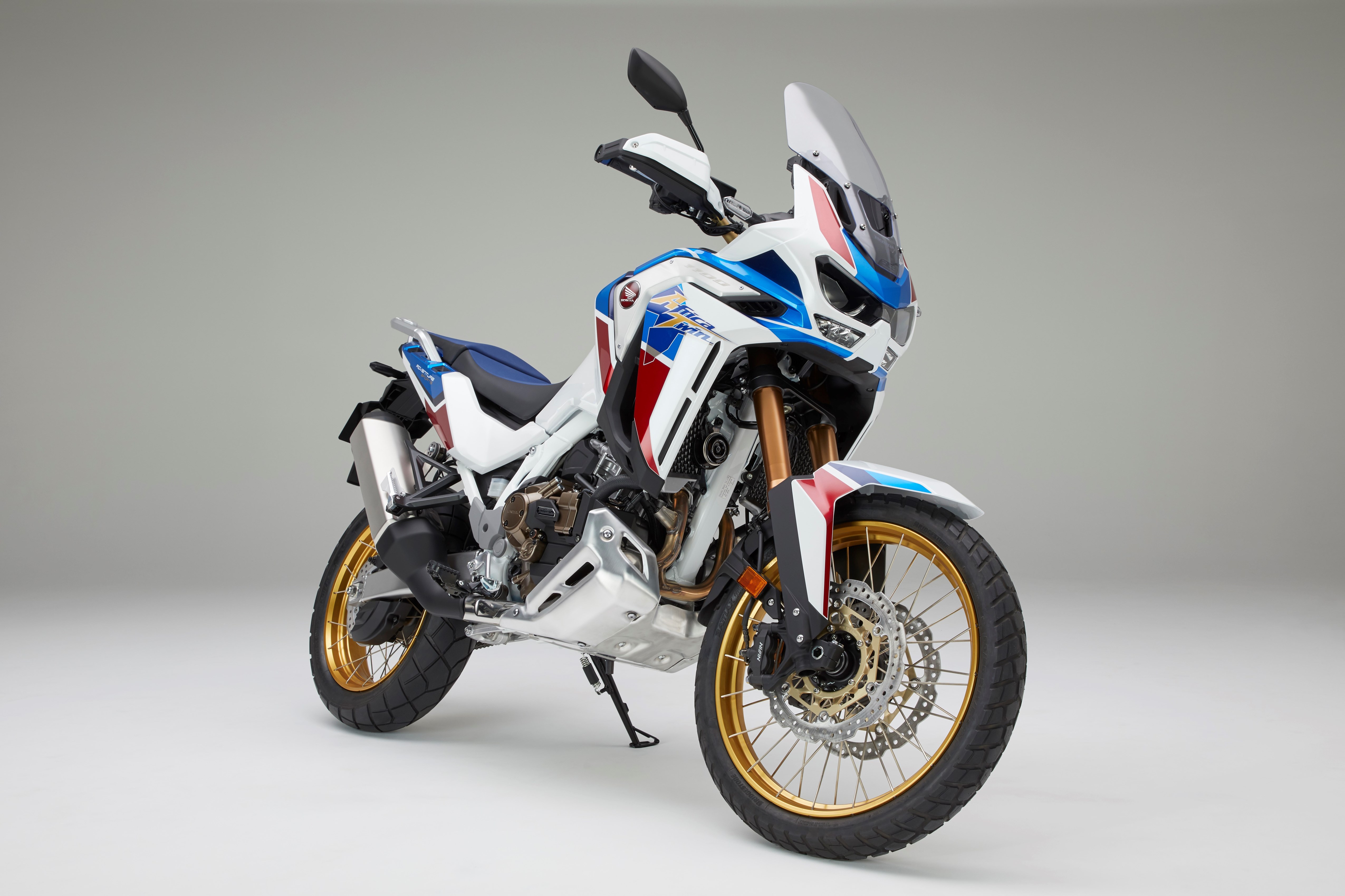 Chi tiết xế phượt Honda CRF1100L Africa Twin 2020 189521-20ym-africa-twin-adventure-sports-tricolor.jpg