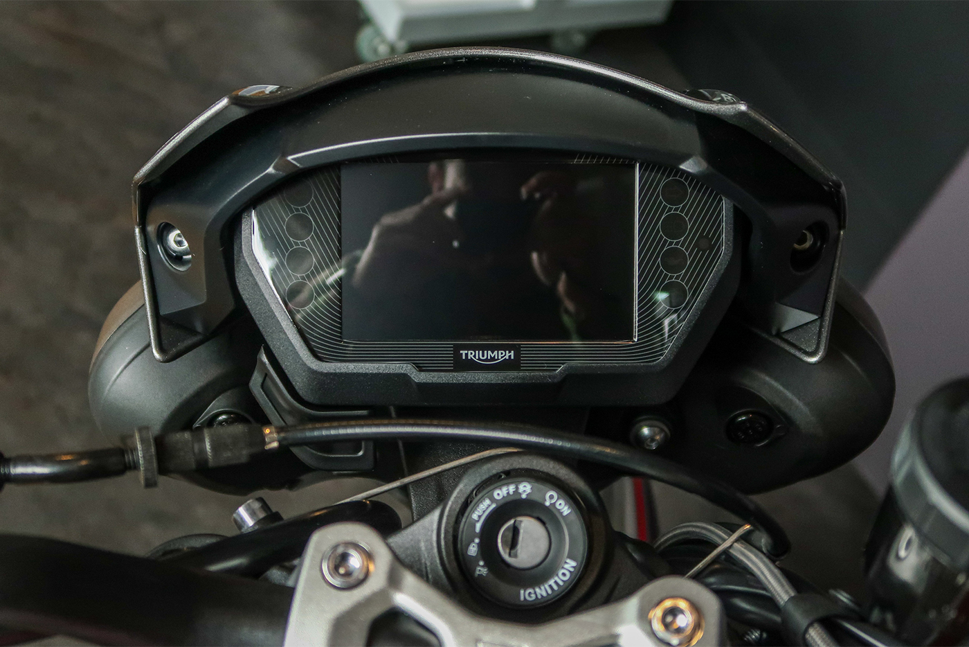 “Soi” Triumph Street Triple 765RS 2020 có giá hơn 16.400 USD tại ĐNÁ triumph-street-trile-765rs-2020-14.jpg