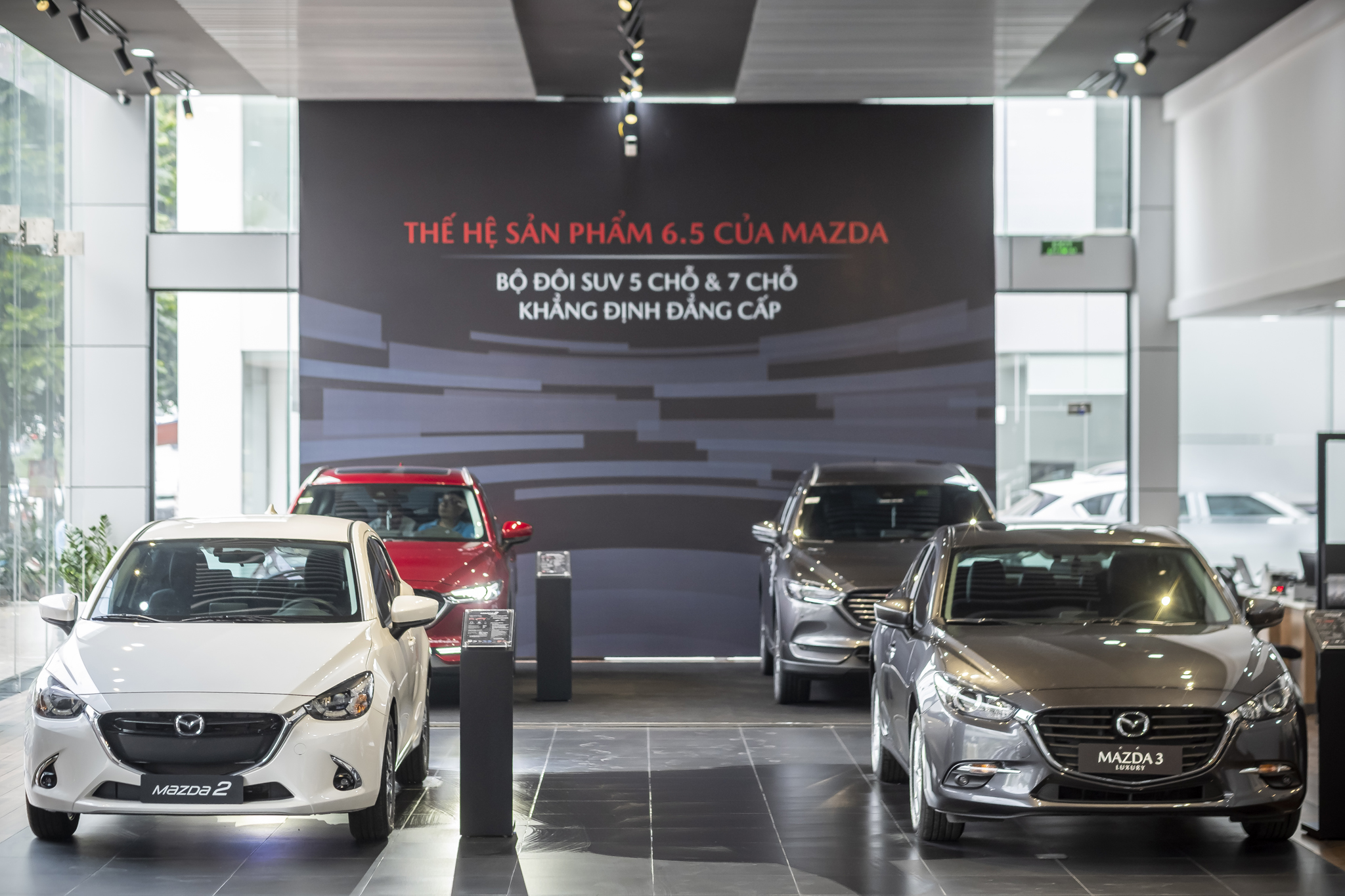 Chất lượng dịch vụ Nhật Bản từ Mazda Trần Khát Chân dscf2163.jpg