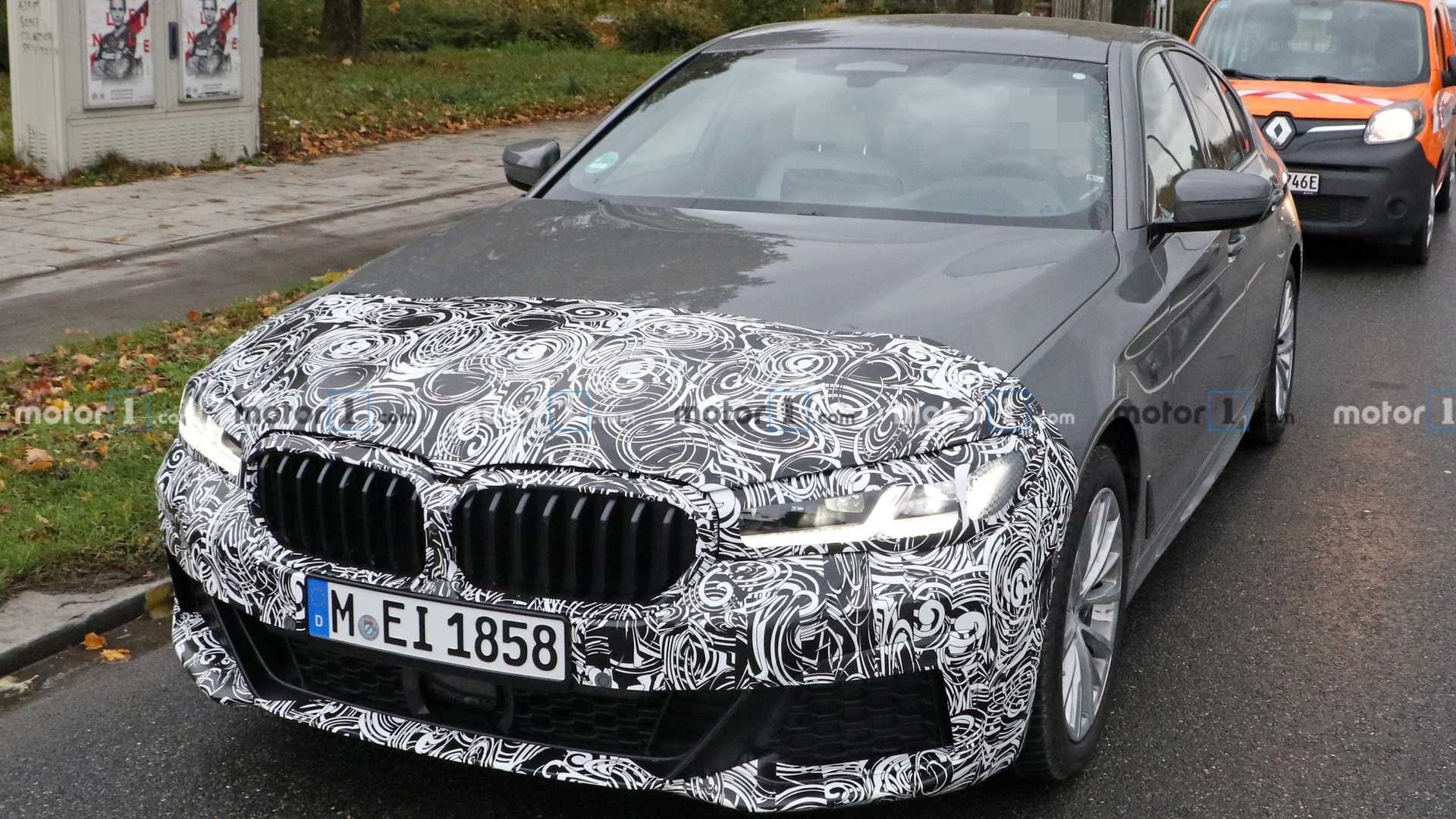 BMW 5 Series M Sport 2021 lộ diện trên đường chạy thử bmw-5-series-m-sport-facelift-spy-photo-1.jpg