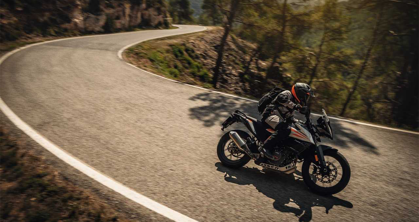 KTM 390 Adventure 2020 – Mẫu xe địa hình mới cho các tín đồ mê phượt ktm-390-adventure-2020-12.jpg