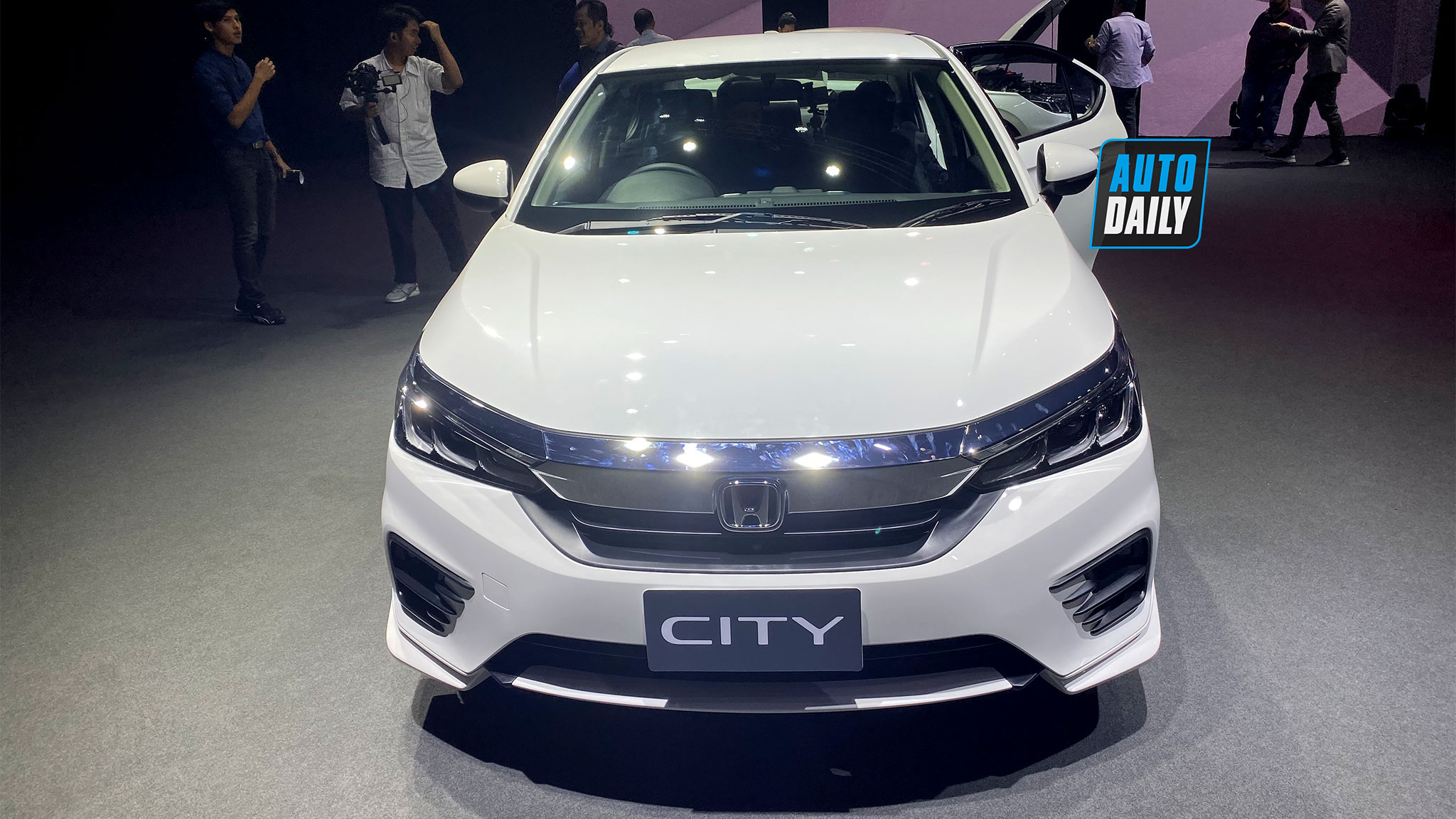 Giá xe Honda City 2020 màu trắng mới