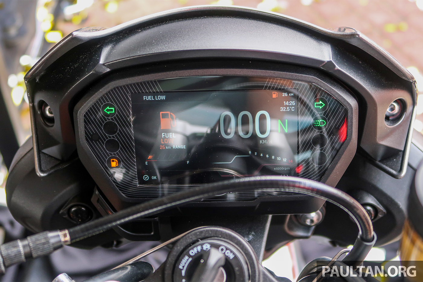 Ảnh thực tế Triumph Street Triple 765RS 2020, đối thủ Yamaha MT-09 2020-triumph-street-triple-765rs-malaysia-launch-15.jpg