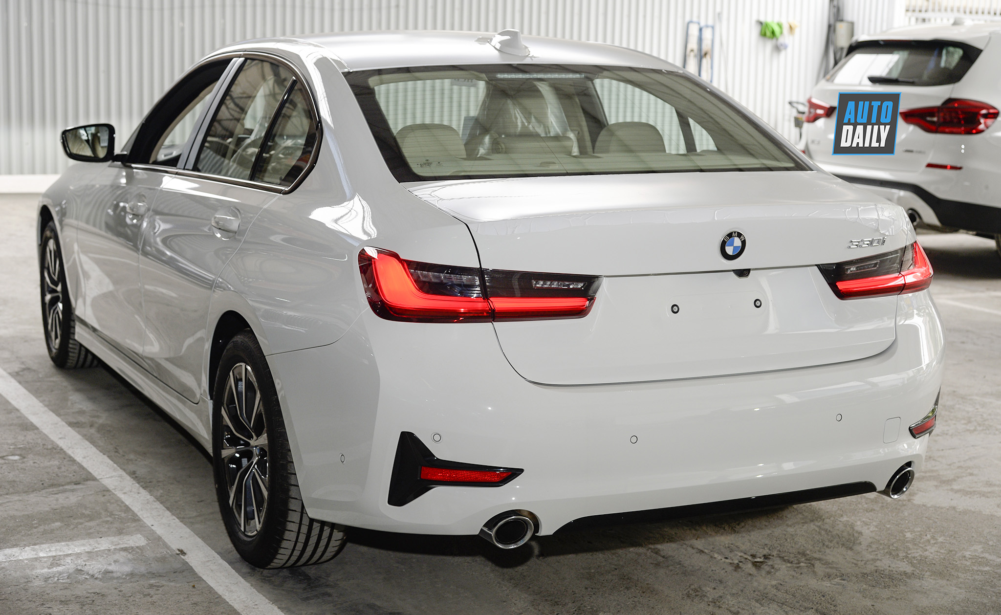 BMW 330i Sport Line mới có mặt tại Việt Nam: Thêm lựa chọn cho khách hàng trẻ thành đạt -dsc4882-copy.jpg