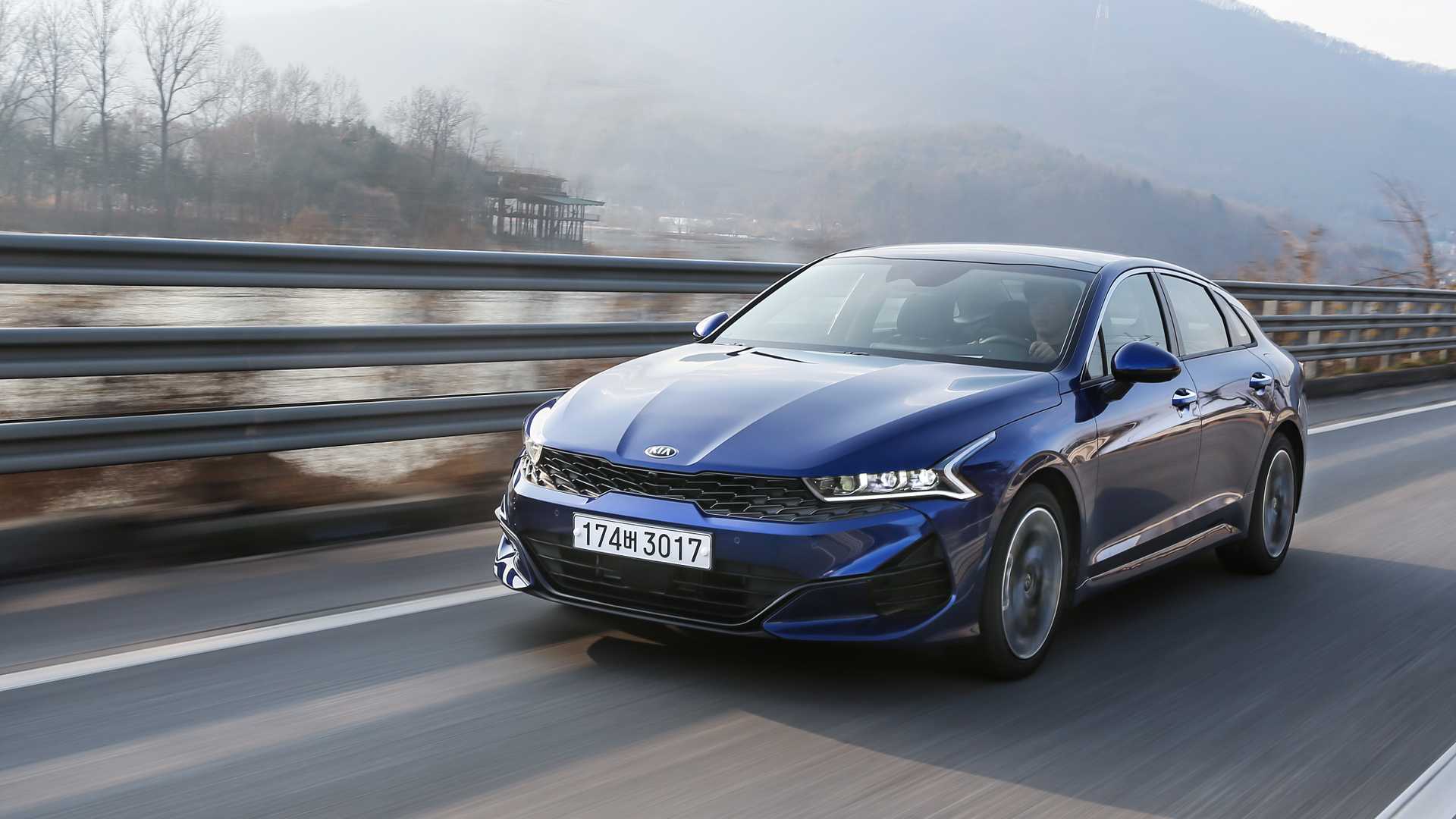 Đánh giá Kia Optima 2021: Màn lột xác đầy thuyết phục 2021-kia-optima-4.jpg