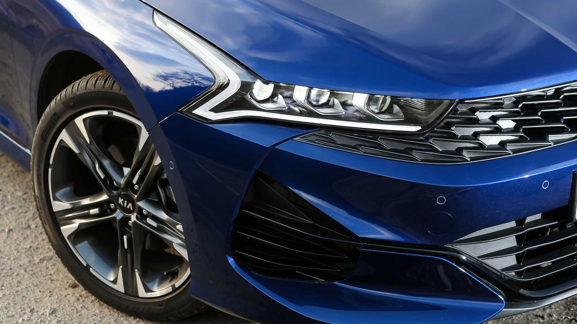 Đánh giá Kia Optima 2021: Màn lột xác đầy thuyết phục 2021-kia-optima-8.jpg