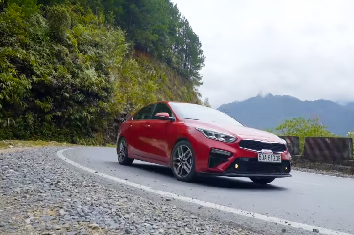 Rực rỡ mùa vàng Tây Bắc trên hành trình trải nghiệm và khám phá cùng Kia Cerato 2.0 AT Premium kia-cerato-01.jpg