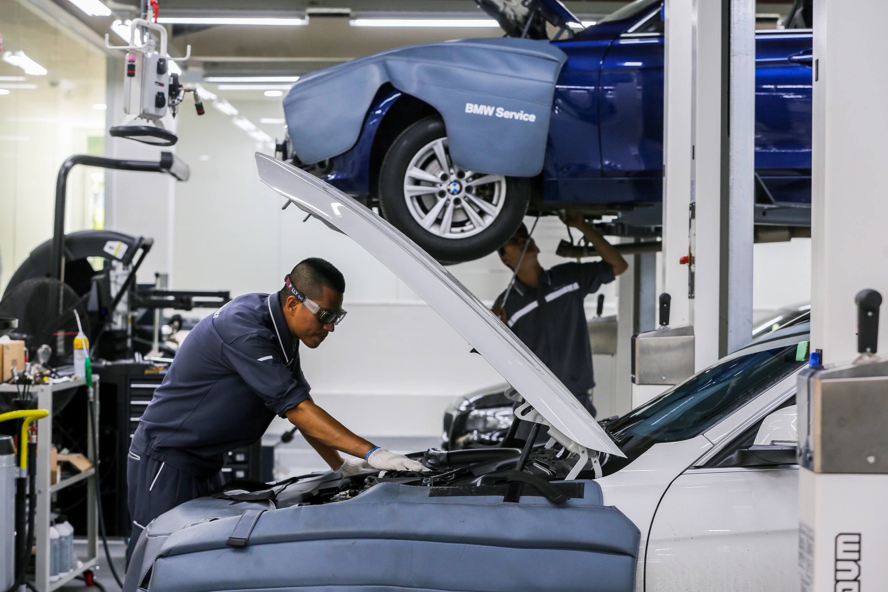 Chương trình tri ân cuối năm khách hàng BMW và MINI bao-duong-xe-bmw.jpg