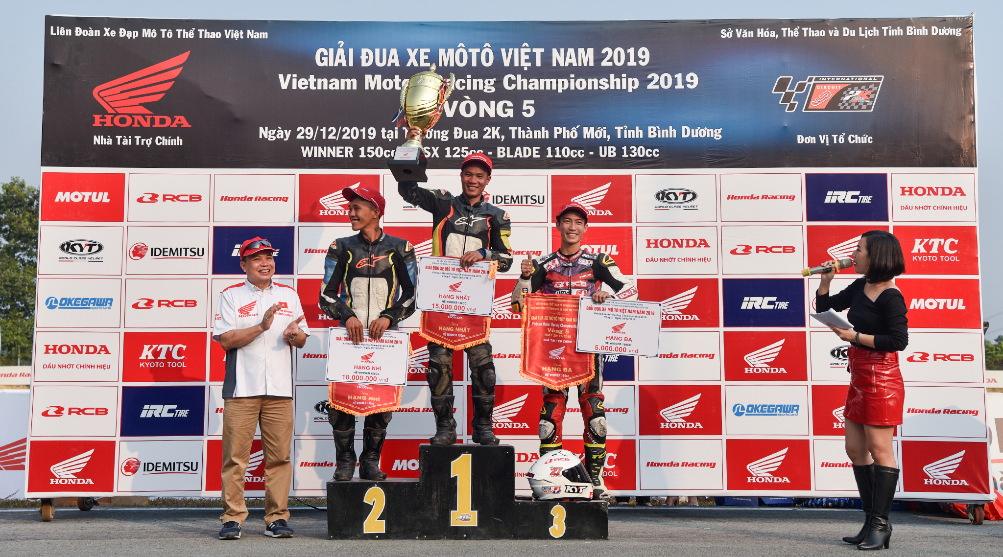VMRC 2019 stage 5: Surprises, drama and the first champion revealed dsc-3913-copy.jpg