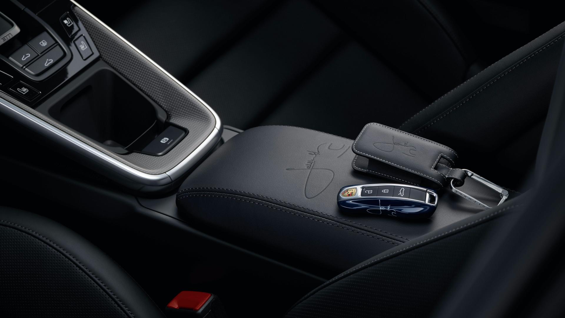 Porsche 911 2020 phiên bản đặc biệt trình làng với 75 chiếc 2020-porsche-911-carrera-4s-belgian-legend-edition-8.jpg