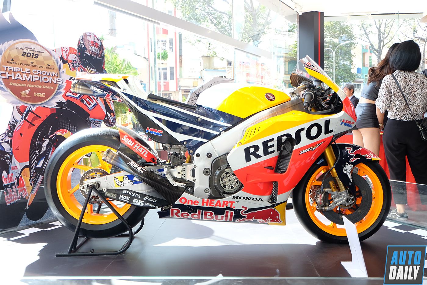 Honda khai trương đại lý bán xe Mô tô thứ 2 tại Việt Nam honda-motor-hoang-viet-12.JPG