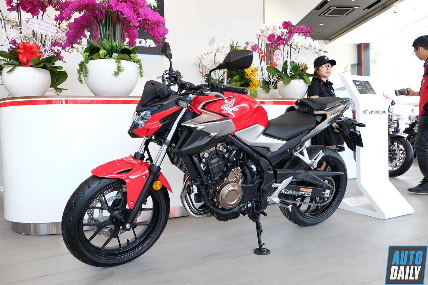 Honda khai trương đại lý bán xe Mô tô thứ 2 tại Việt Nam honda-motor-hoang-viet-18.JPG