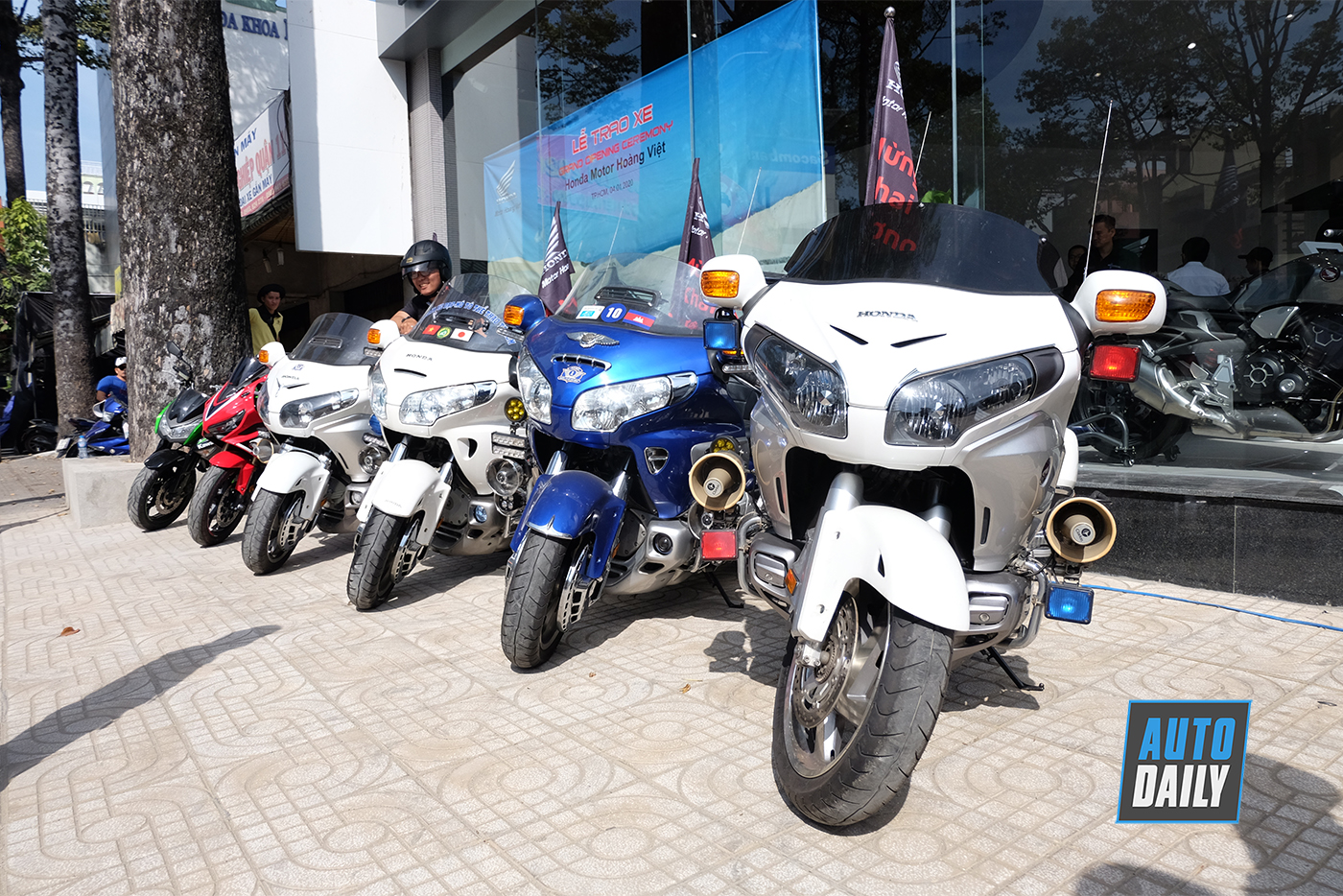 Honda khai trương đại lý bán xe Mô tô thứ 2 tại Việt Nam honda-motor-hoang-viet-2.JPG