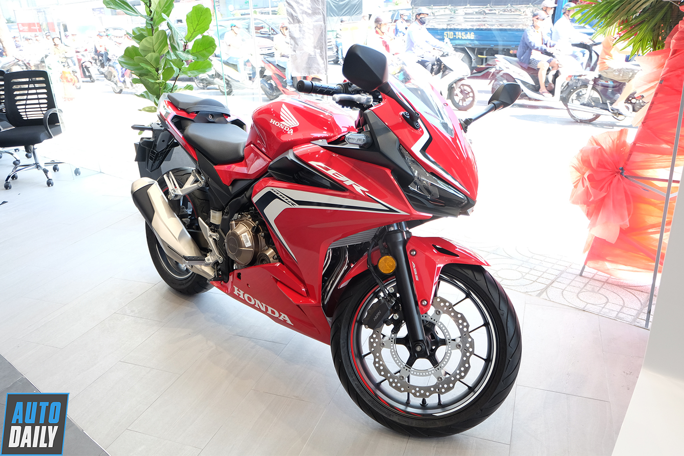 Honda khai trương đại lý bán xe Mô tô thứ 2 tại Việt Nam honda-motor-hoang-viet-24.JPG