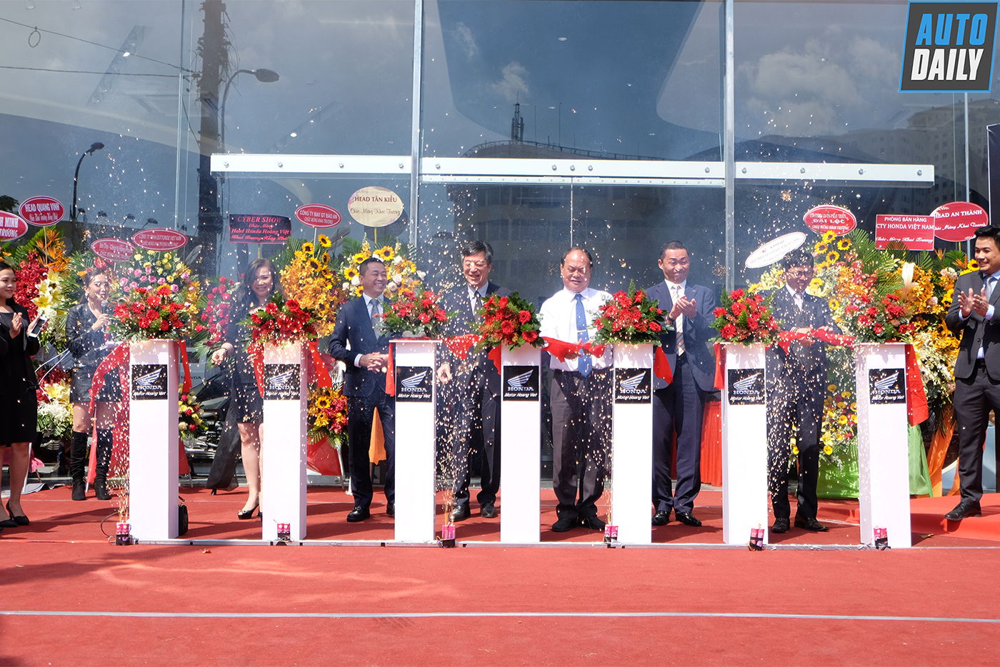 Honda khai trương đại lý bán xe Mô tô thứ 2 tại Việt Nam honda-motor-hoang-viet-27.JPG