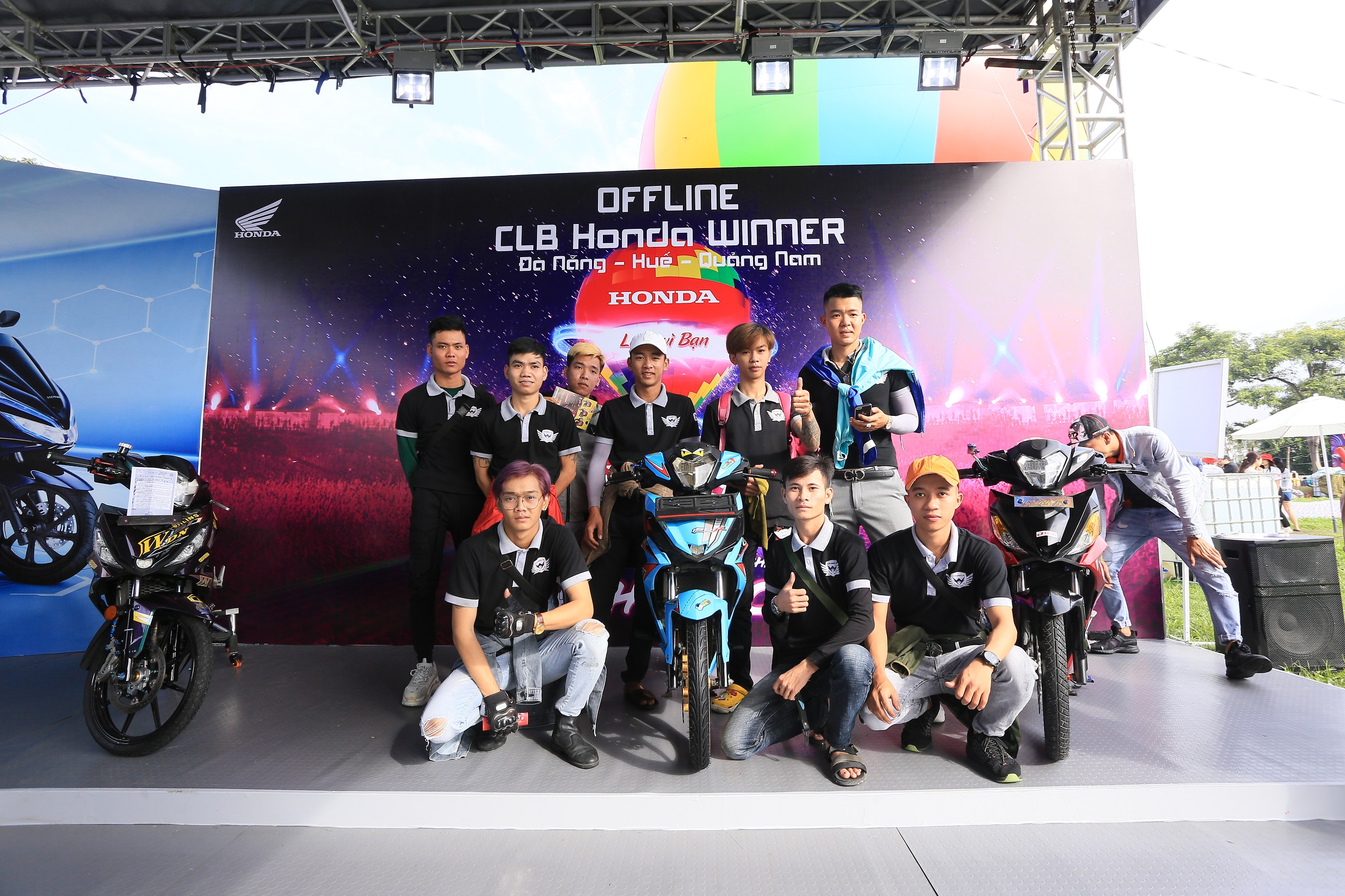 Đại tiệc âm nhạc khinh khí cầu Honda sắp “bùng nổ” tại Hà Nội khu-trung-bay-san-pham.JPG