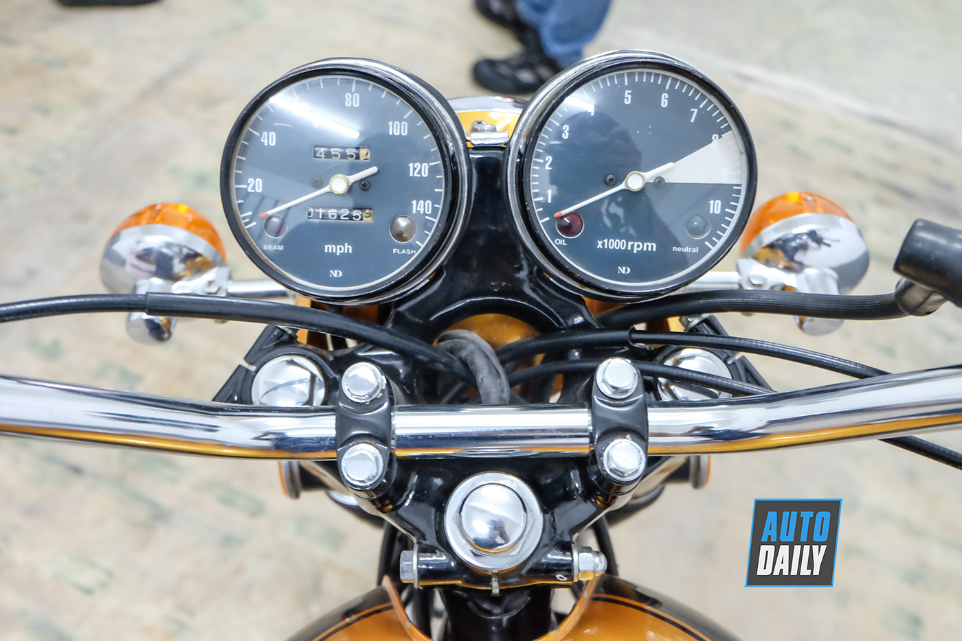 Chiêm ngưỡng “huyền thoại” Honda CB750 Four 1969 tại Sài Gòn honmda-cb750-9.jpg