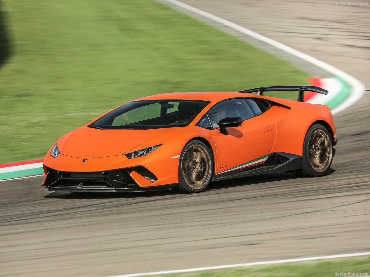 Siêu xe Lamborghini Huracán Performante và những sự thật ít ai biết