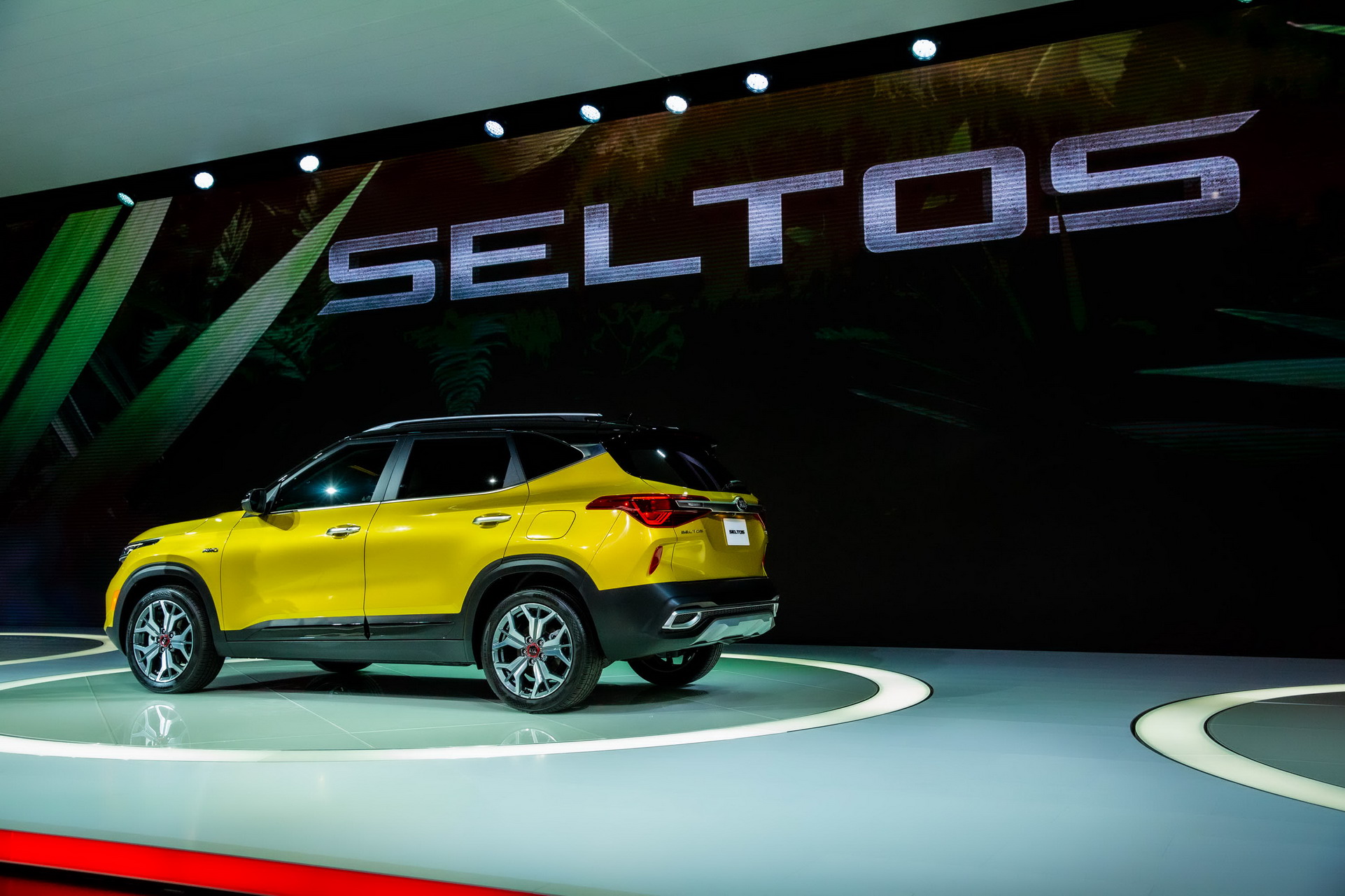Kia Seltos 2021 có giá khởi điểm dưới 22.000 USD tại Mỹ kia-seltos-prices-5.jpg