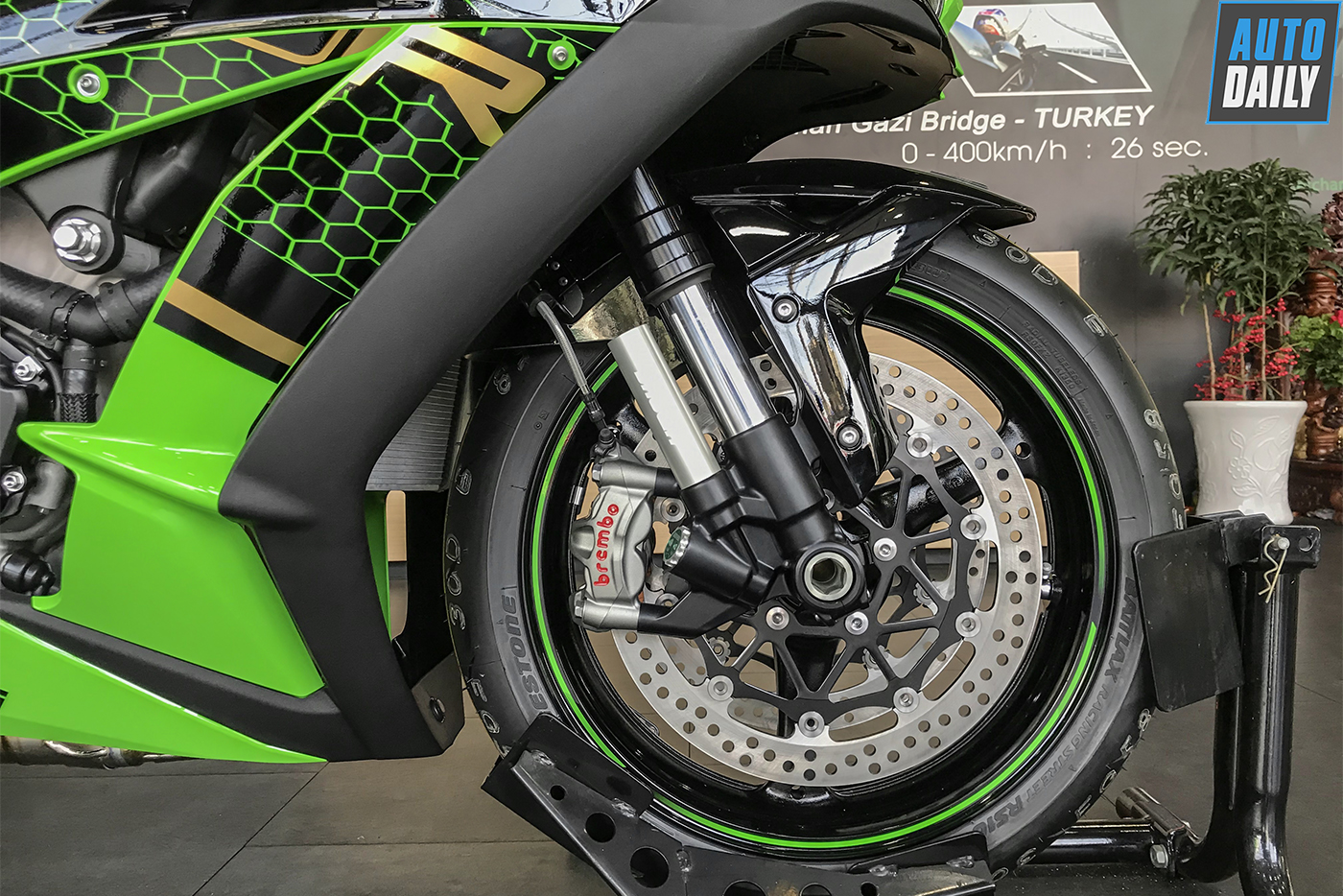 kawasaki-ninja-zx-10r-krt-2020-16.jpg