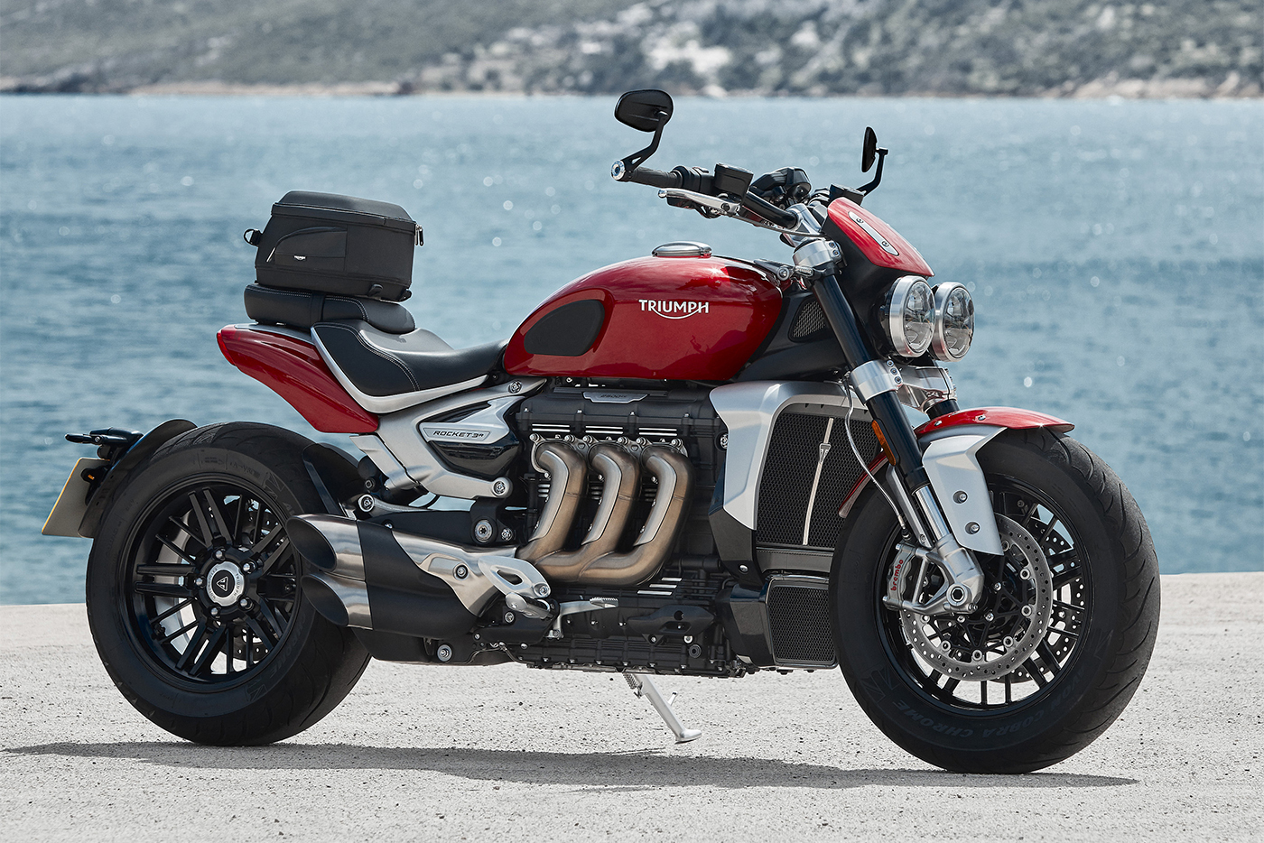 2020-triumph-rocket-3-18.jpg