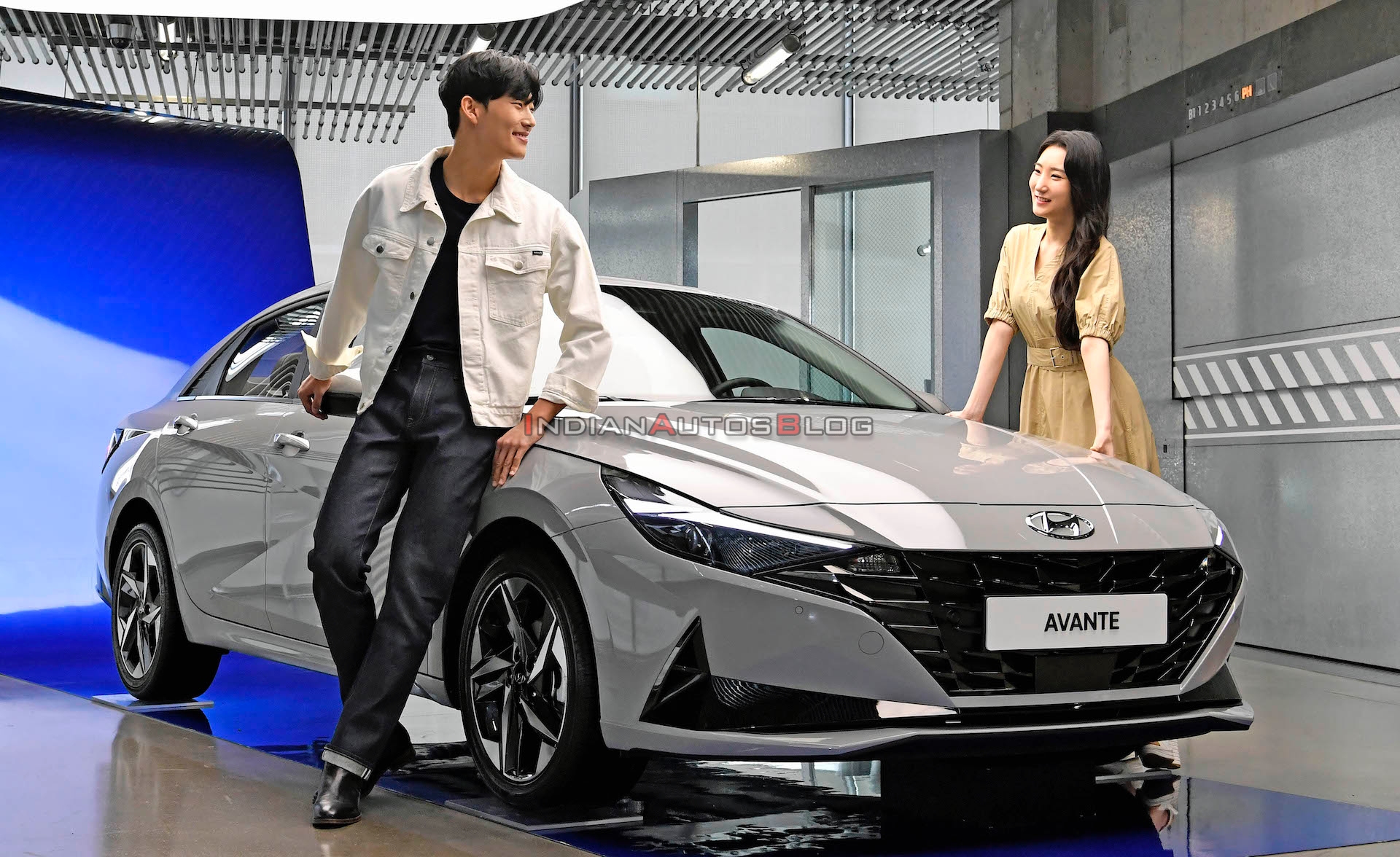 Mua bán Hyundai Elantra 20 AT 2021 màu trắng  Giá xe cũ
