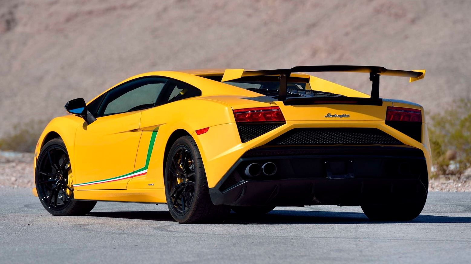 Chiêm ngưỡng hàng hiếm Lamborghini Gallardo LP570-4 Squadra Corse 2014-lamborghini-gallardo-squadra-corse-mecum-12.jpg