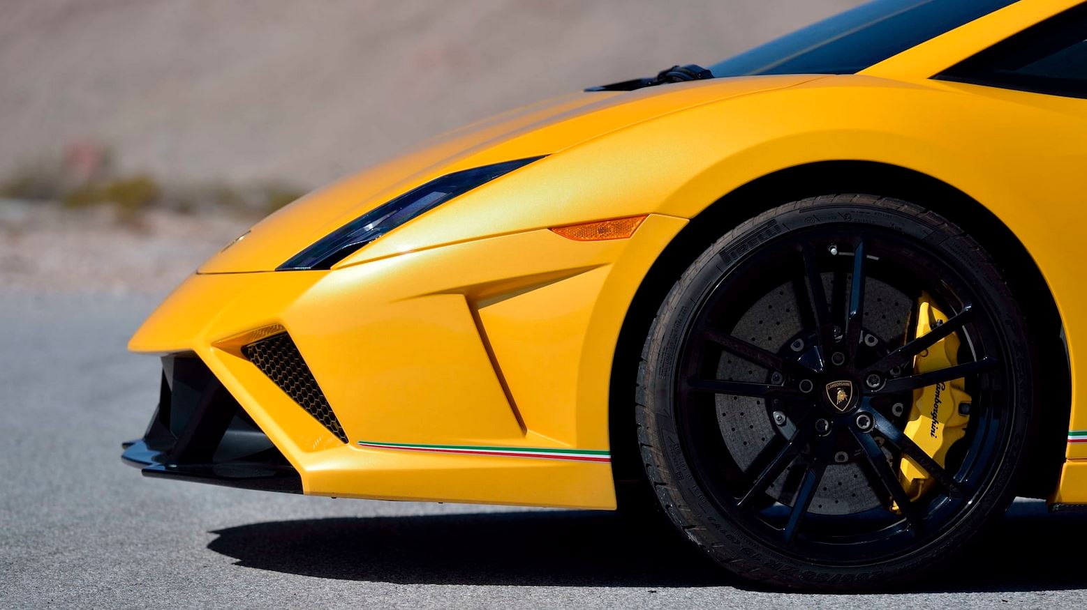 Chiêm ngưỡng hàng hiếm Lamborghini Gallardo LP570-4 Squadra Corse 2014-lamborghini-gallardo-squadra-corse-mecum-6.jpg