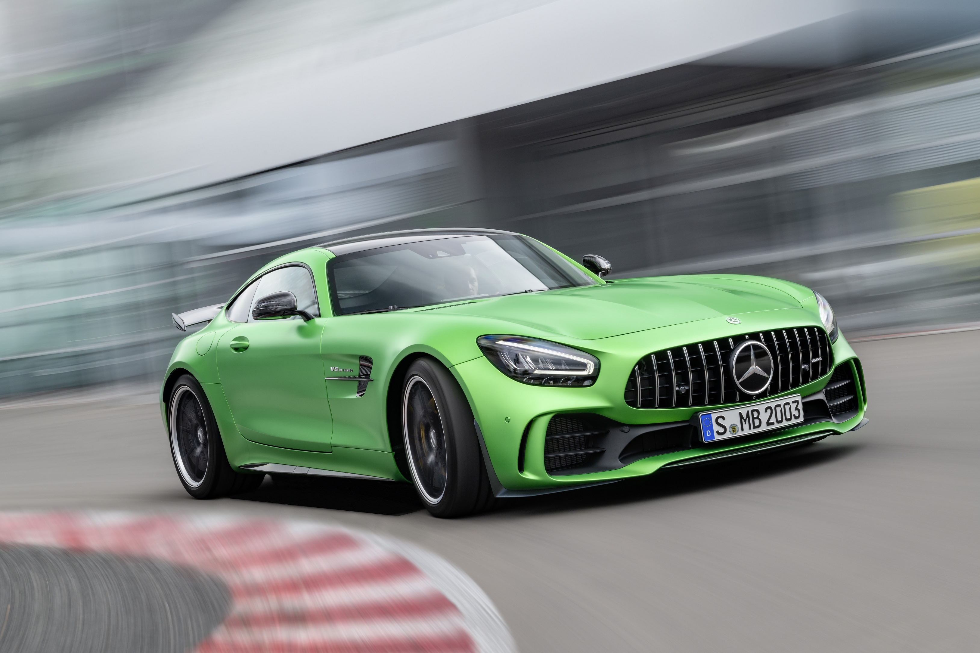 amg-gt-r-coupe.jpg