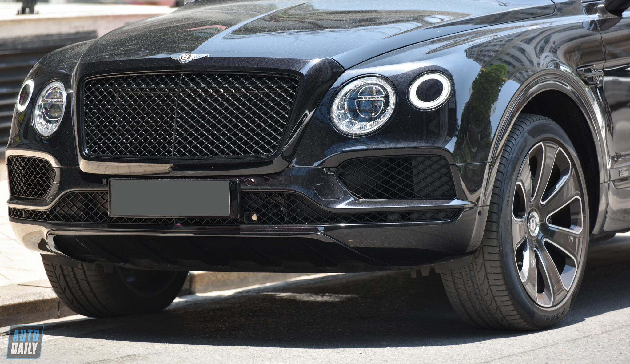 Ảnh Bentley Bentayga Design Series 2020 độc nhất Việt Nam dsc-7613.jpg