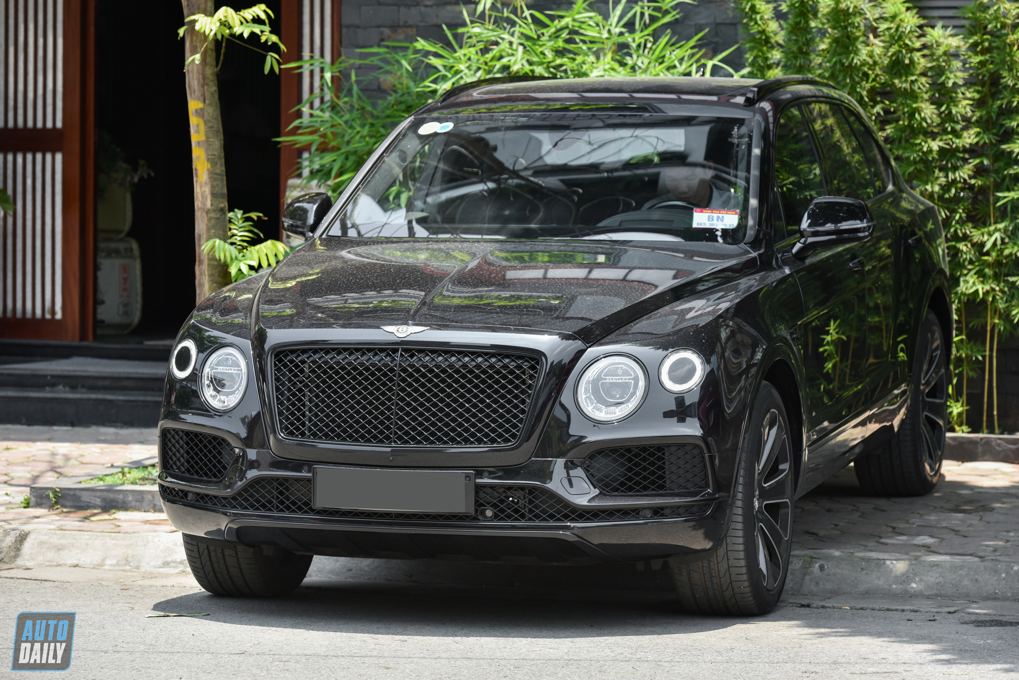 Ảnh Bentley Bentayga Design Series 2020 độc nhất Việt Nam dsc-7652.jpg