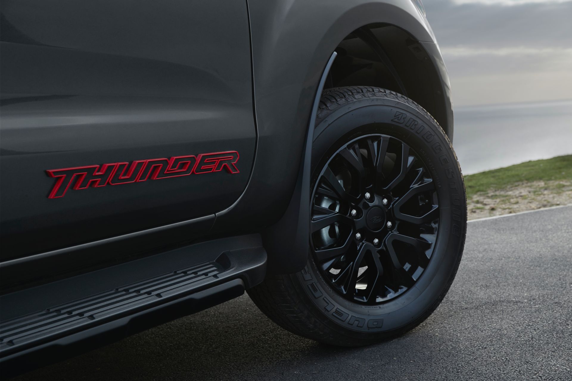 2021-ford-ranger-thunder-10.jpg