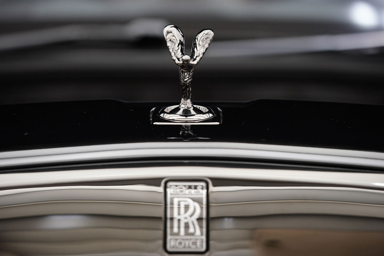 02-rolls-royce-black-badge-cullinan-launches-in-thailand-official.jpg