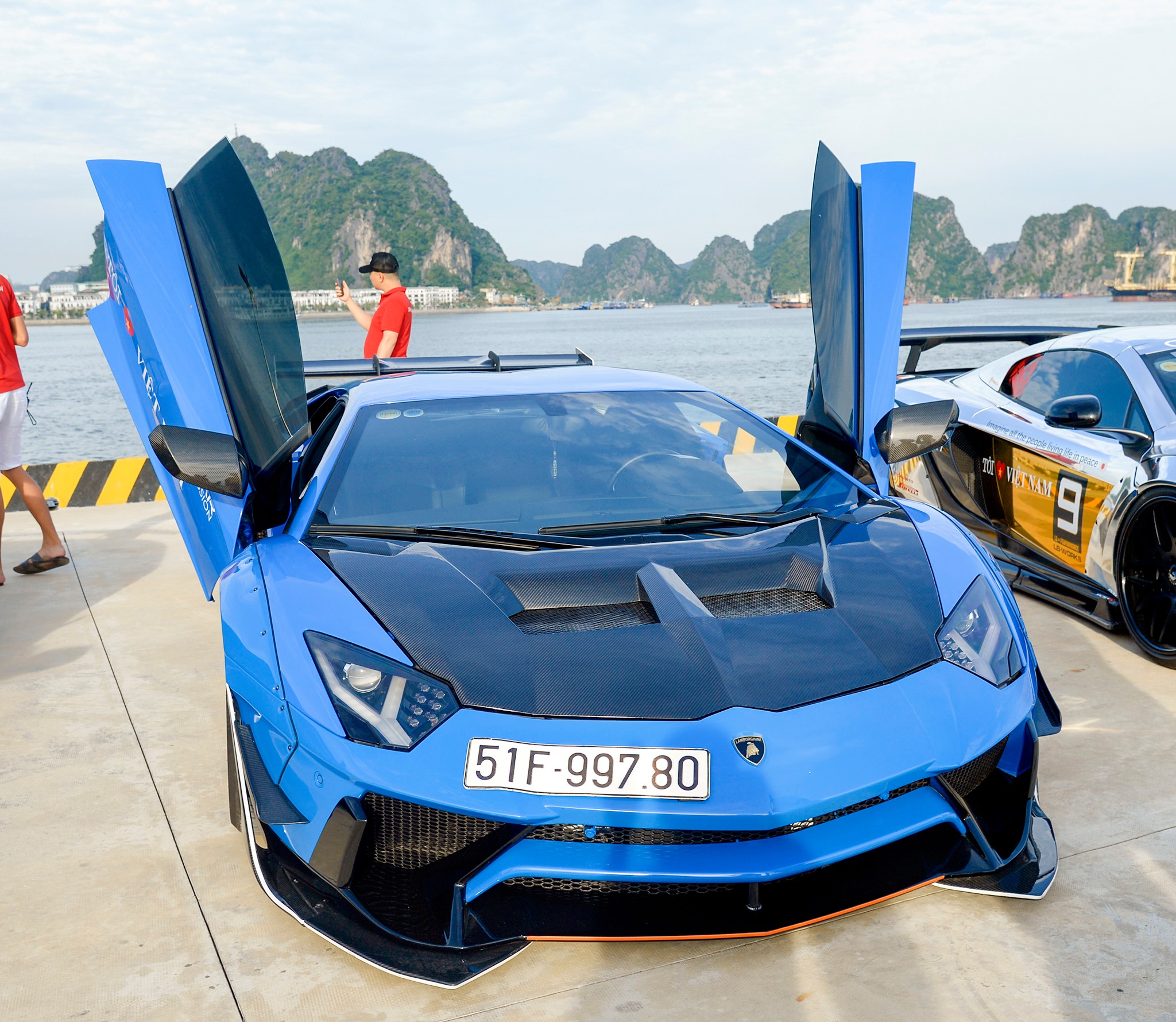 Đại gia Vũng Tàu với thú chơi siêu xe độ khủng nhất Việt Nam 64867203-695281770914294-8515548932414111744-o.jpg