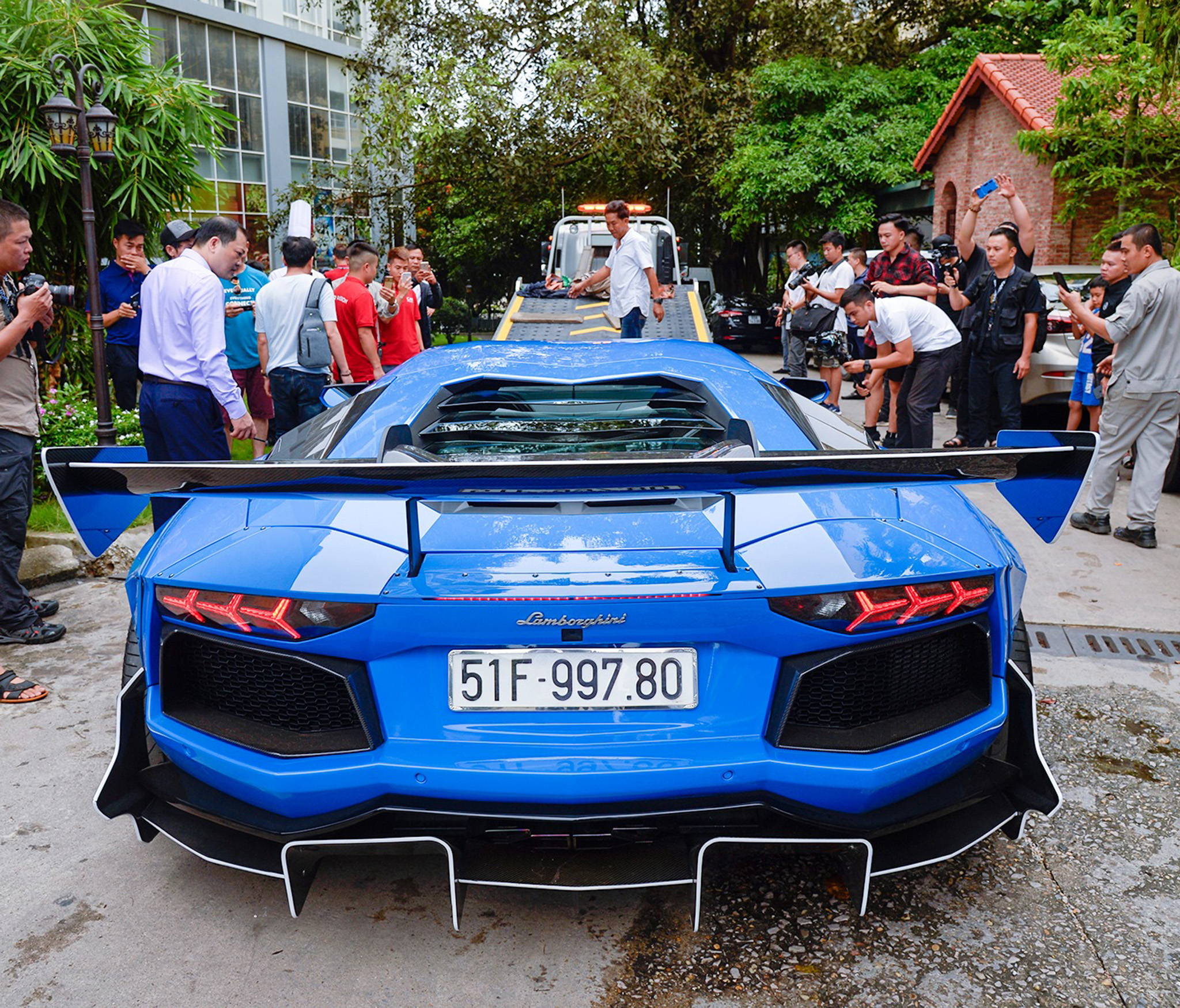 Đại gia Vũng Tàu với thú chơi siêu xe độ khủng nhất Việt Nam 65040764-696213100821161-7299521675190599680-o.jpg
