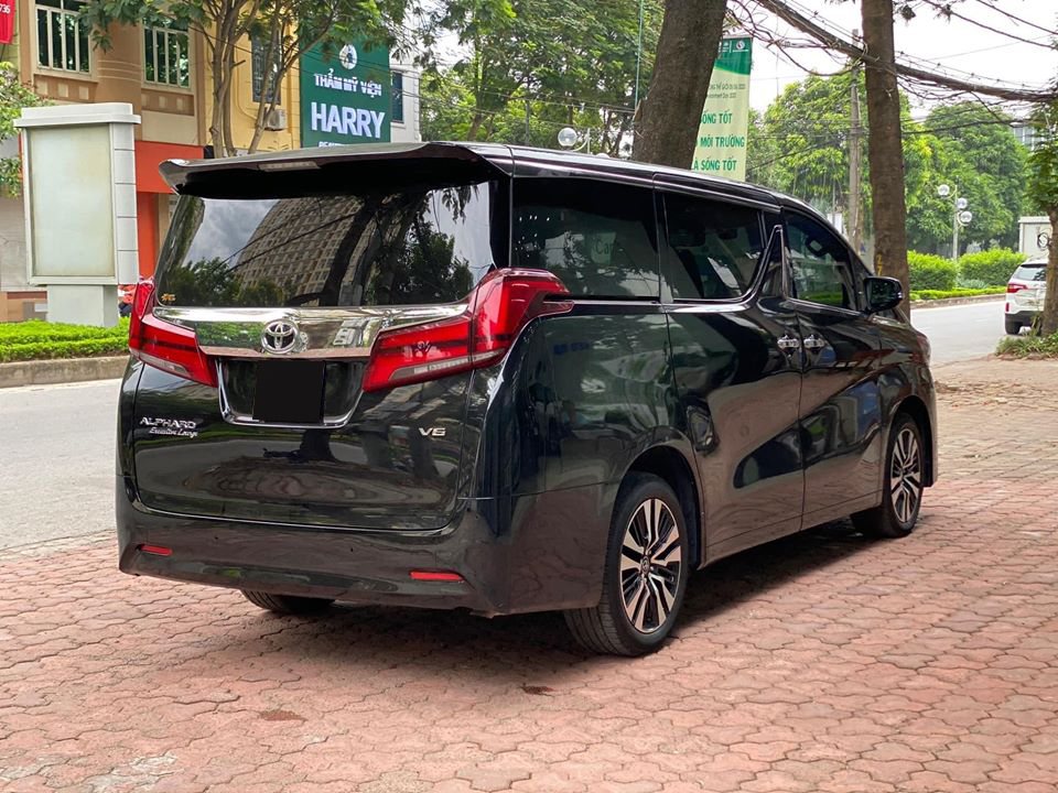 Tuấn Hưng mua Toyota Alphard siêu lướt giá gần 4 tỷ 104289107-2750110638541755-8150376222997455791-o.jpg