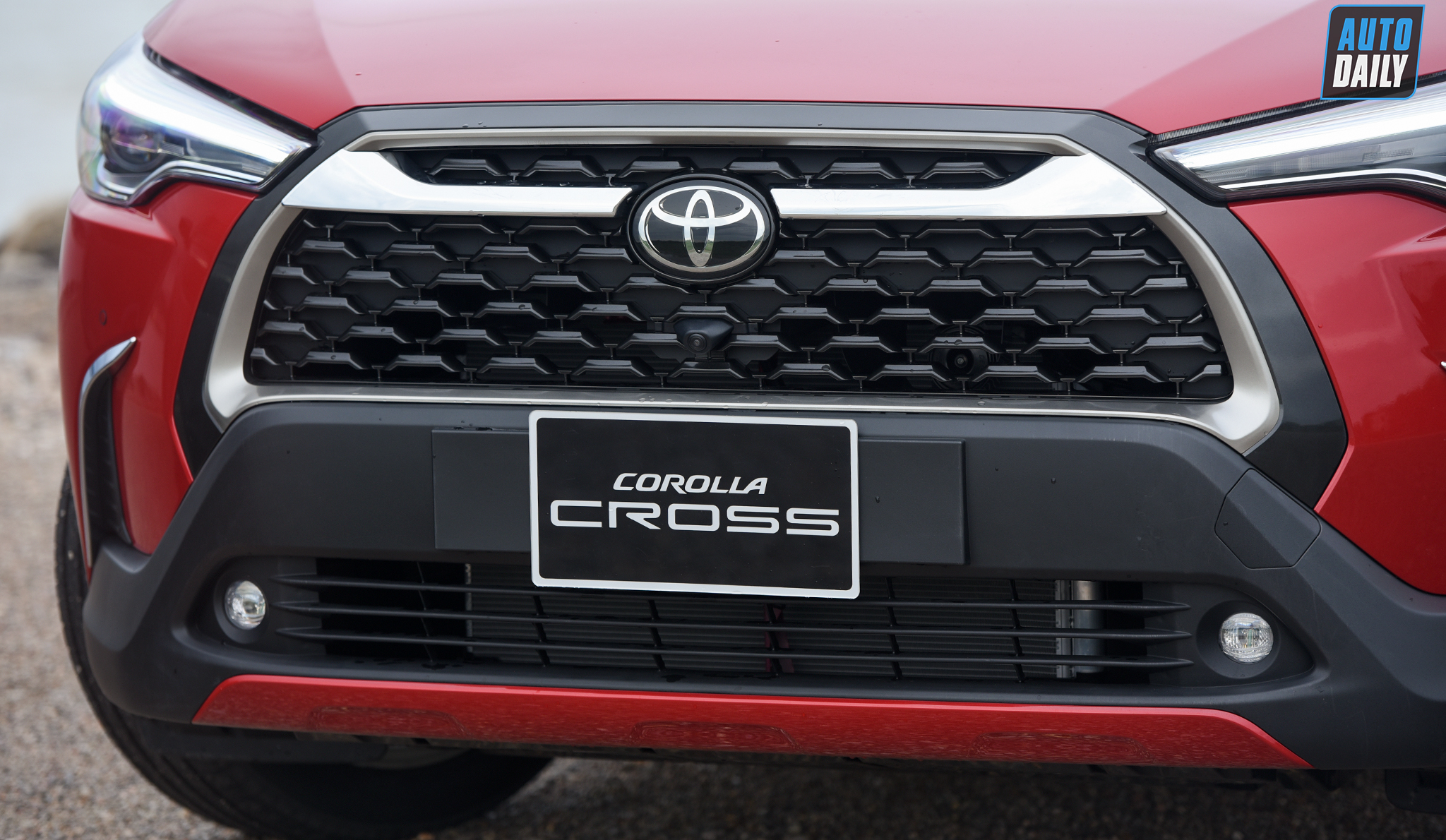 Ảnh chi tiết Toyota Corolla Cross 1.8V 2021 giá 820 triệu đồng 23.jpg