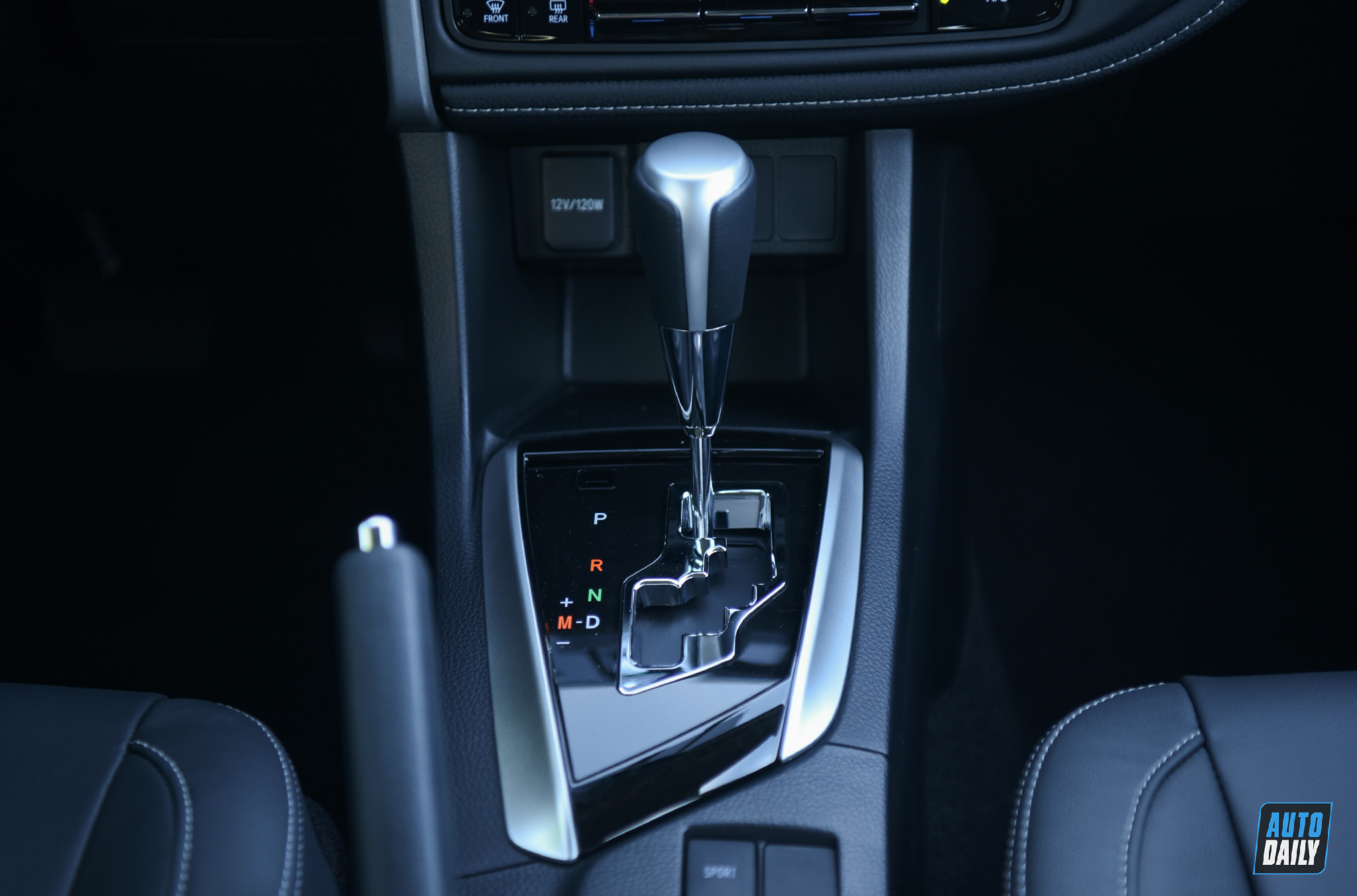 Ảnh chi tiết Toyota Corolla Altis 2020 giá từ 733 triệu tại đại lý dsc-5710-copy.jpg