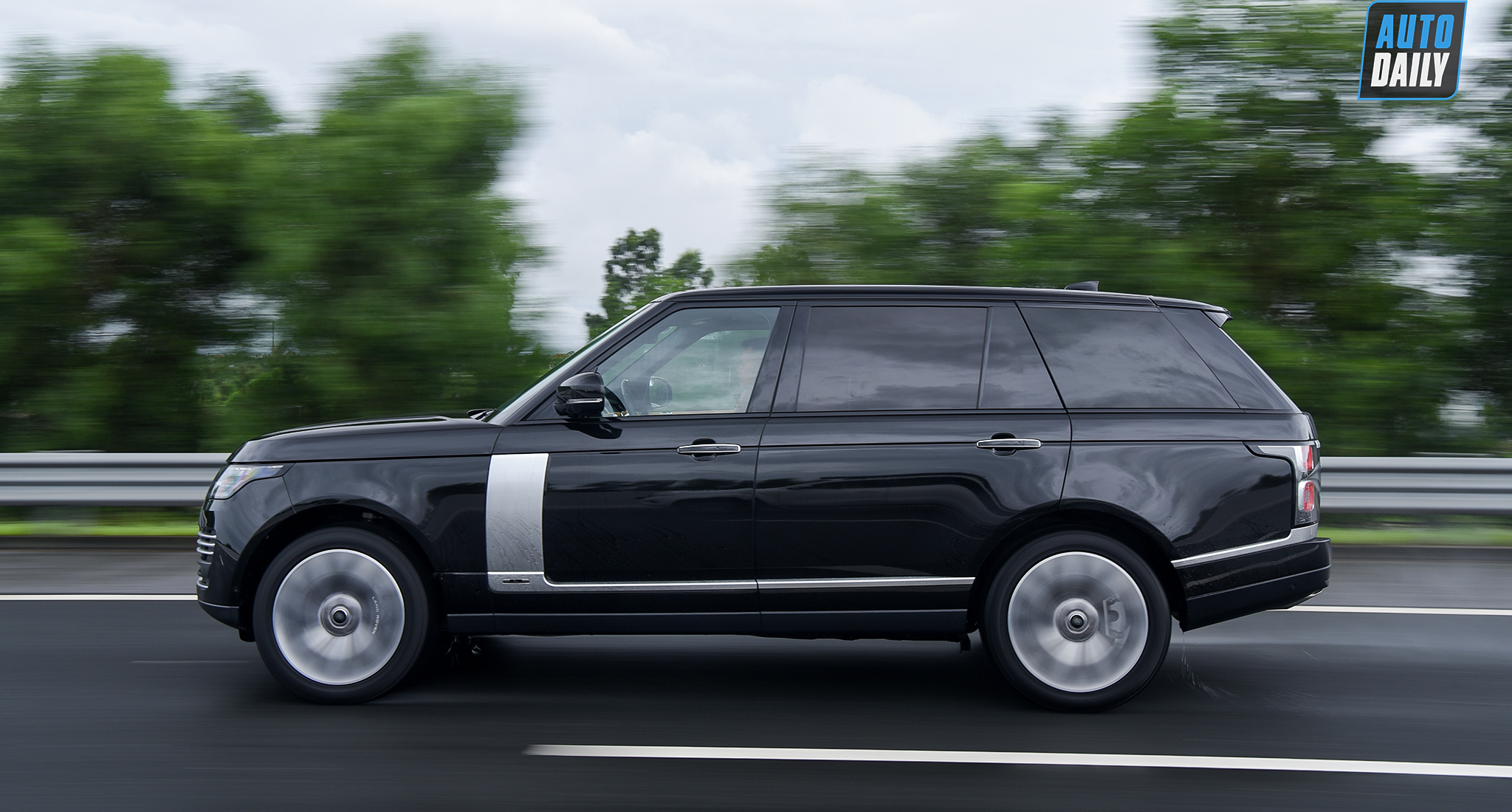 Ảnh chi tiết Range Rover Autobiography LWB P400 2020 hơn 11 tỷ 34.jpg