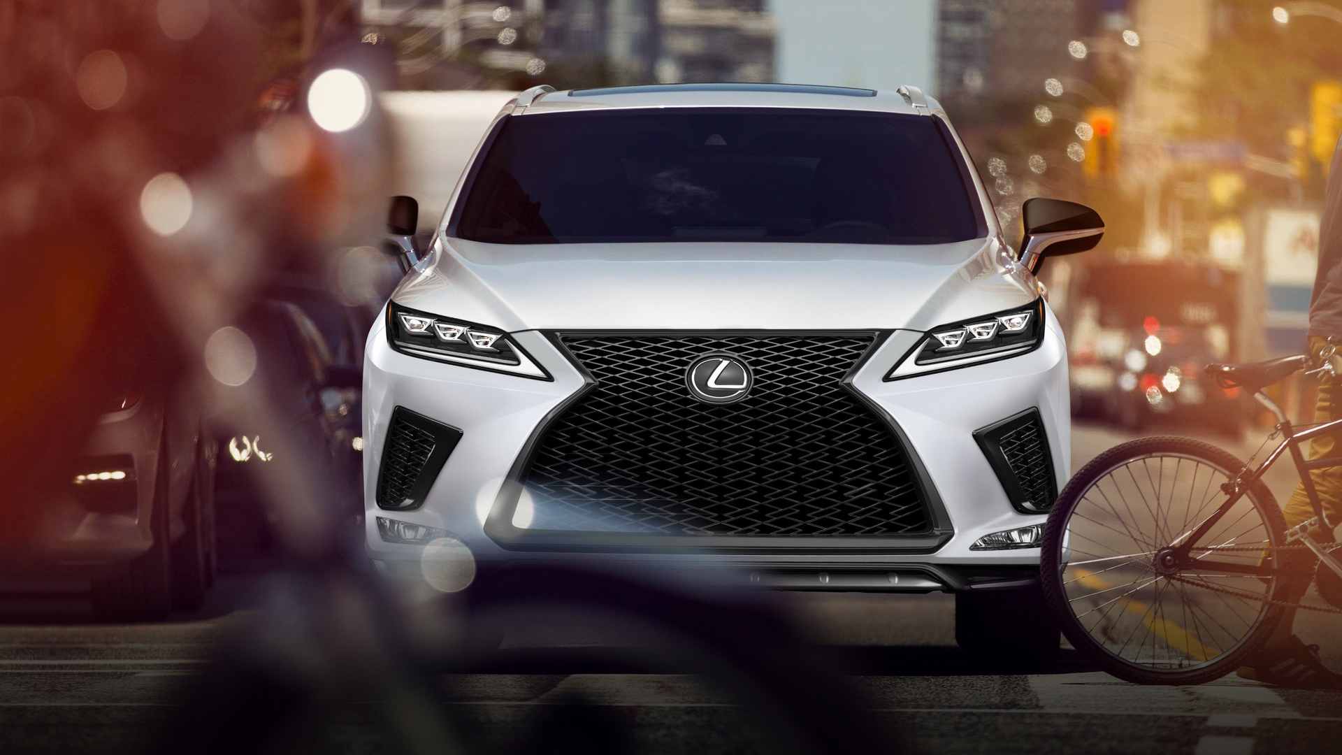 Lexus RX Black Line 2021 ra mắt, giới hạn 1.000 chiếc, giá từ 50.635 USD