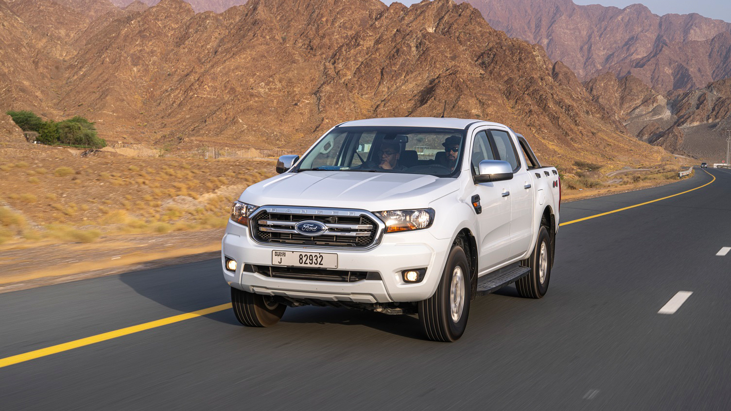 Ford Ranger đi được hơn 1.250 km chỉ với một bình nhiên liệu