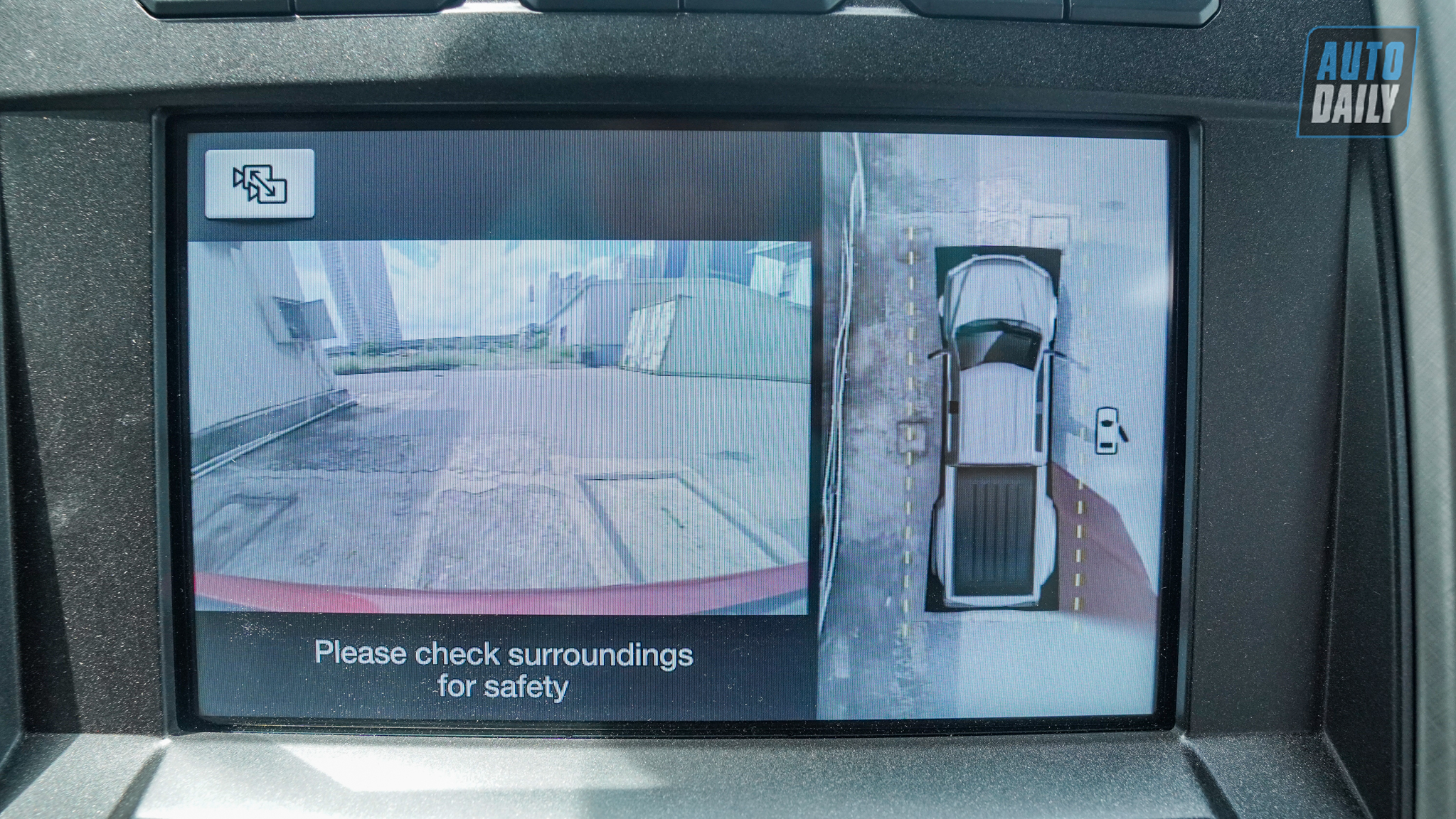 Ảnh chi tiết Ford F-450 Super Duty Limited giá hơn 6 tỷ dsc03366-2.jpg