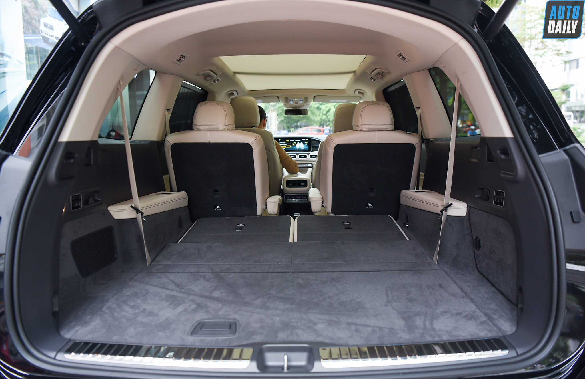 Ảnh chi tiết Mercedes-Benz GLS 450 4Matic 2020 nhập Mỹ 42.jpg