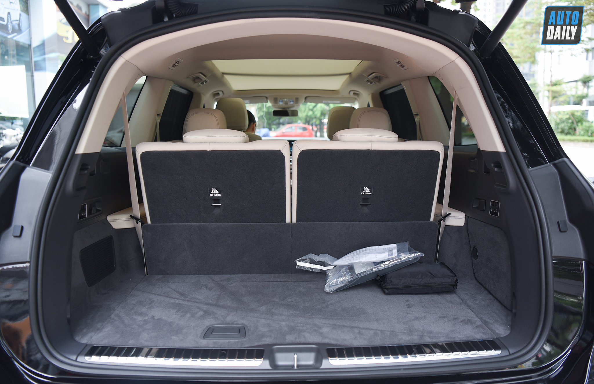 Ảnh chi tiết Mercedes-Benz GLS 450 4Matic 2020 nhập Mỹ 43.jpg